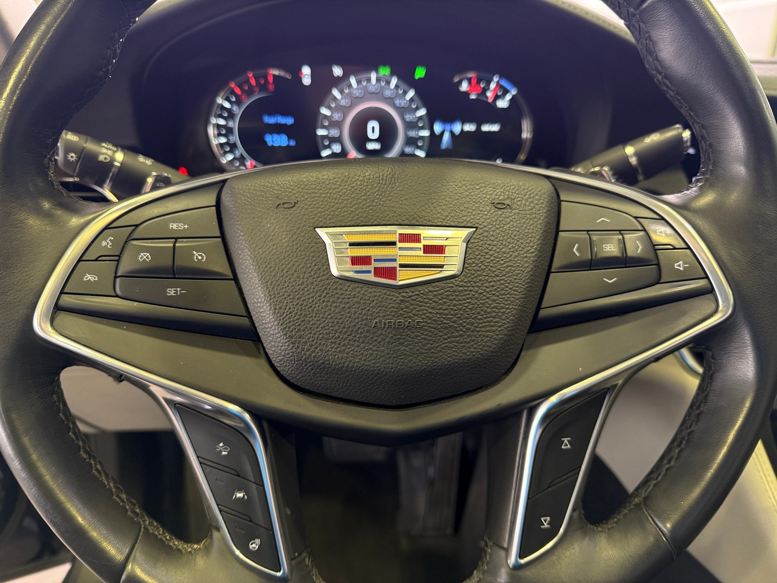 Thumbnail: 2017 Cadillac CT6 - 4