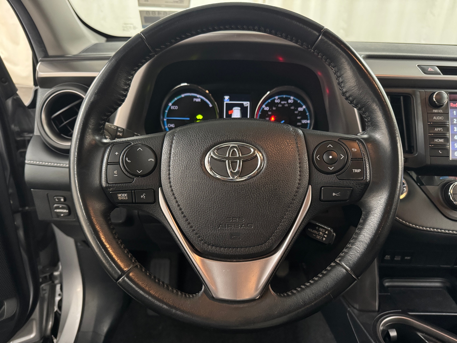 Thumbnail: 2018 Toyota RAV4 - 5