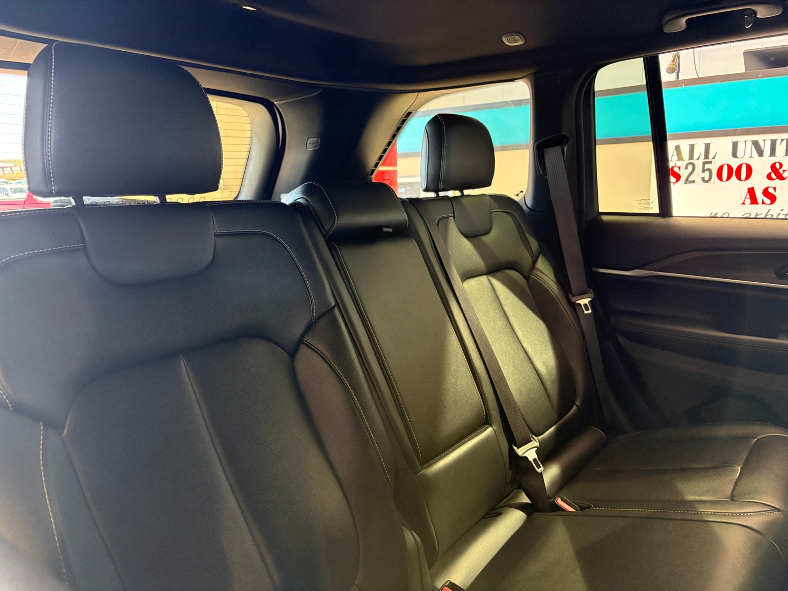 Thumbnail: 2024 Jeep Grand Cherokee - 5