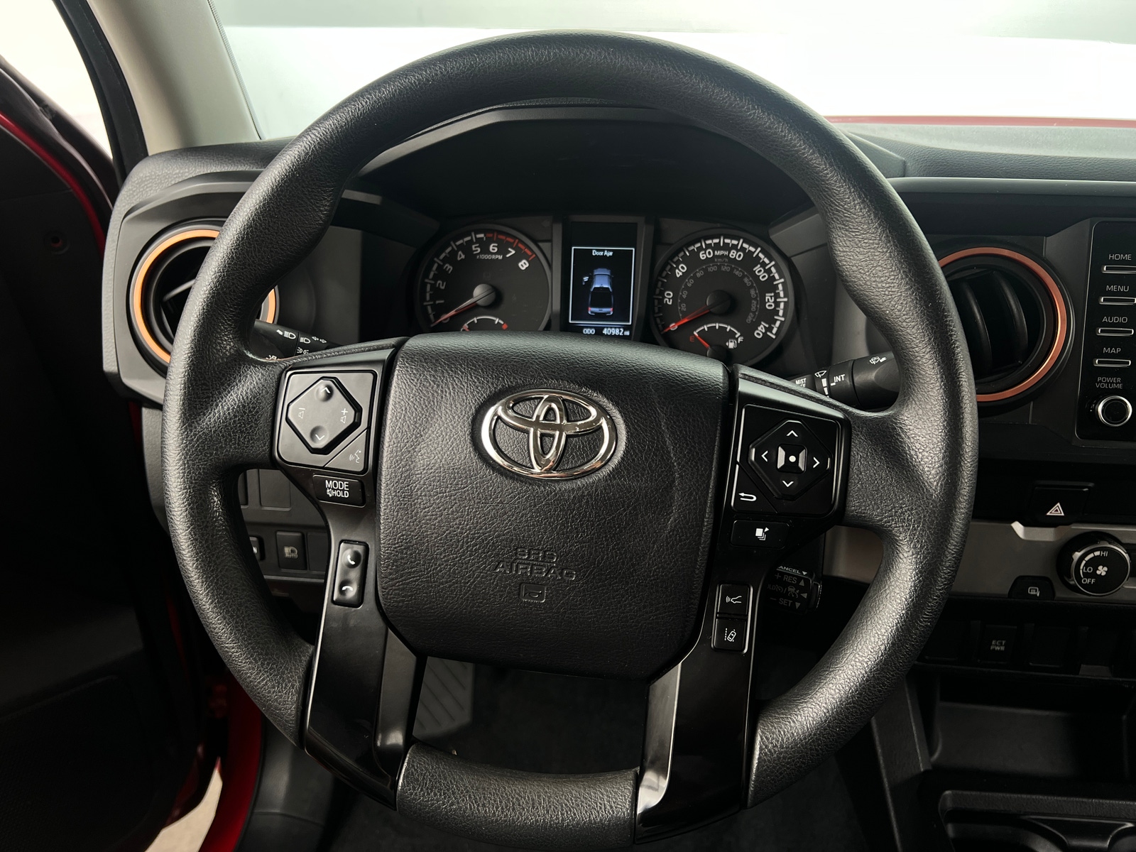Thumbnail: 2022 Toyota Tacoma - 5