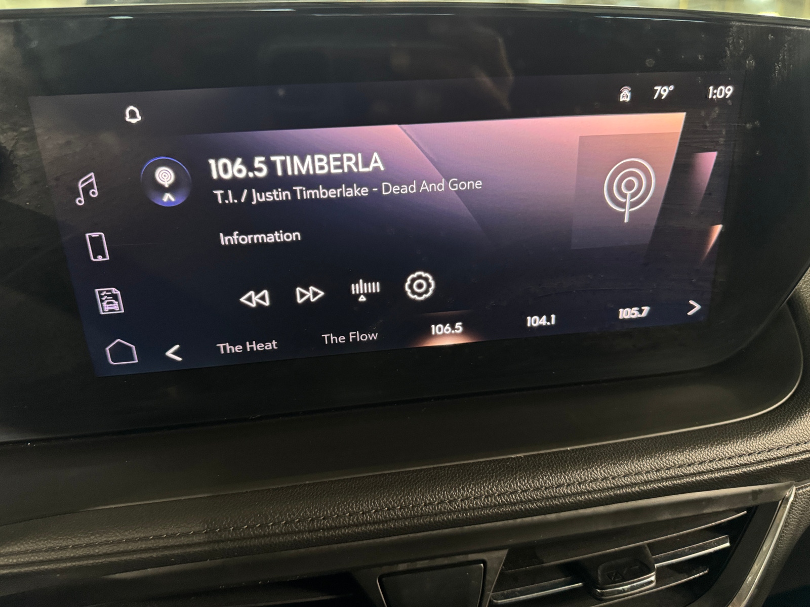 Thumbnail: 2024 Buick Encore GX - 3