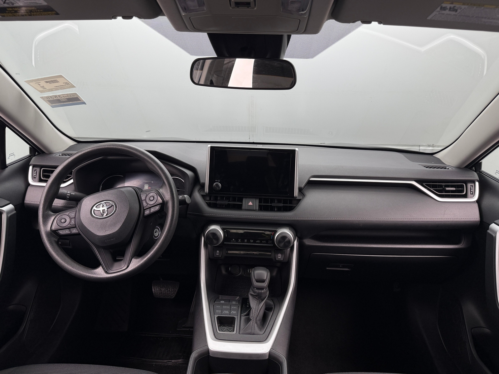 Thumbnail: 2024 Toyota RAV4 - 3