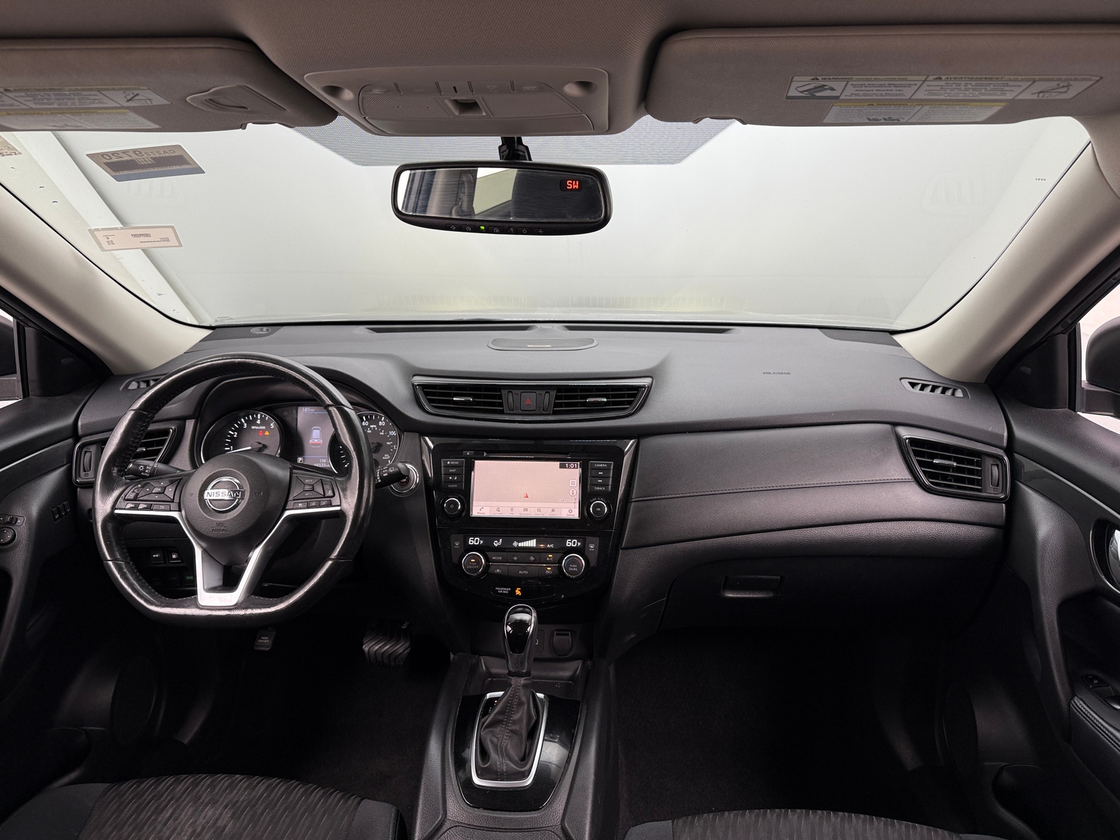 Thumbnail: 2018 Nissan Rogue - 3