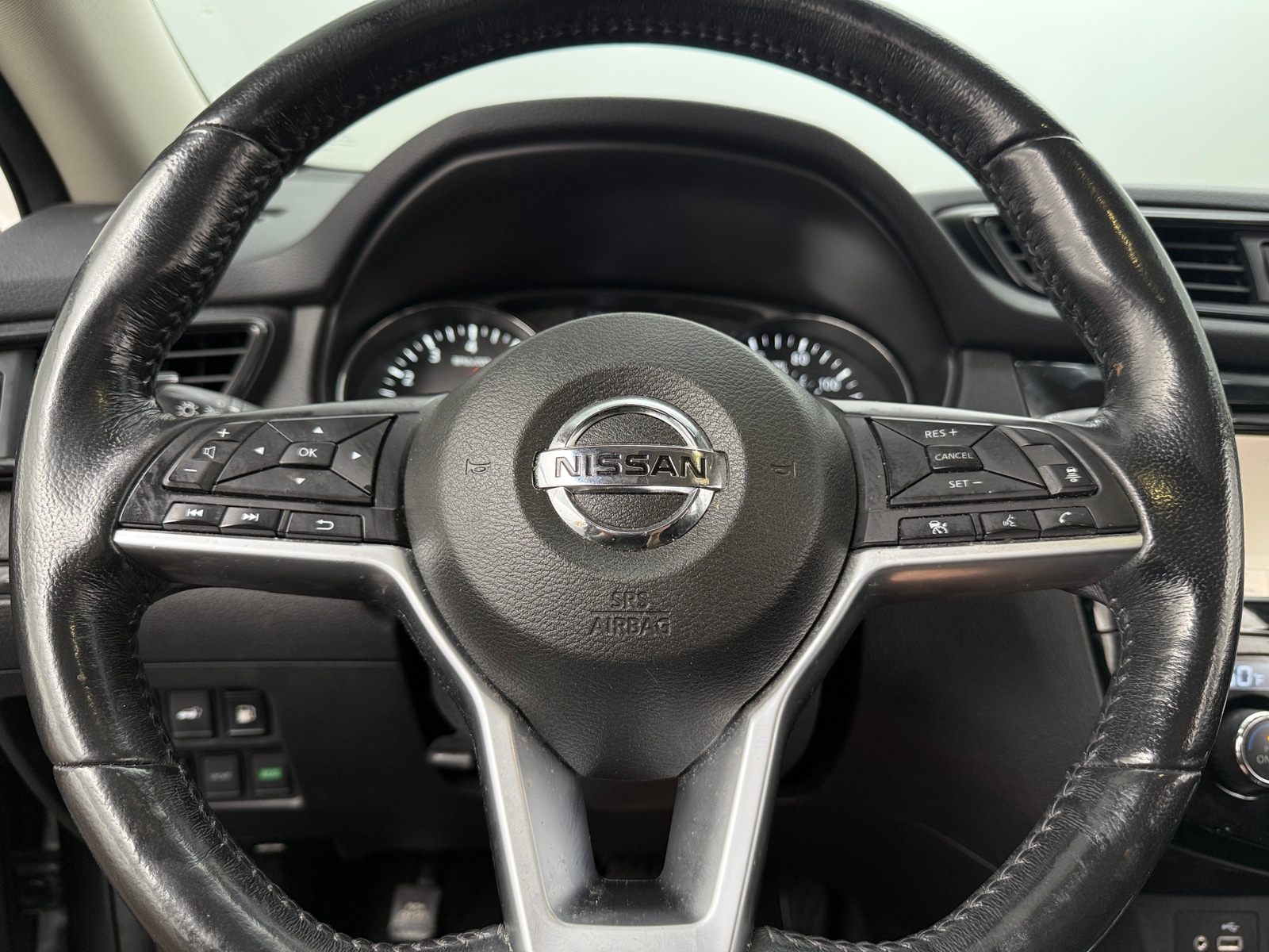 Thumbnail: 2018 Nissan Rogue - 5