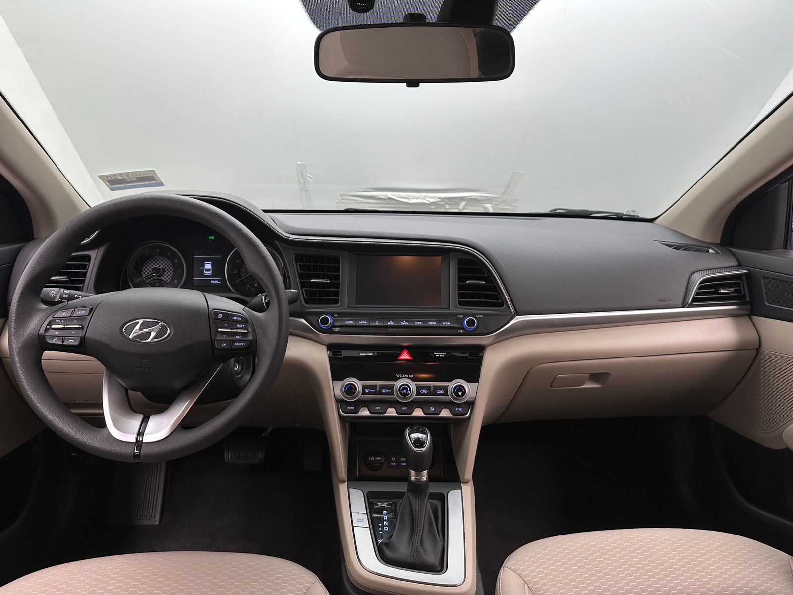 Thumbnail: 2020 Hyundai Elantra - 3