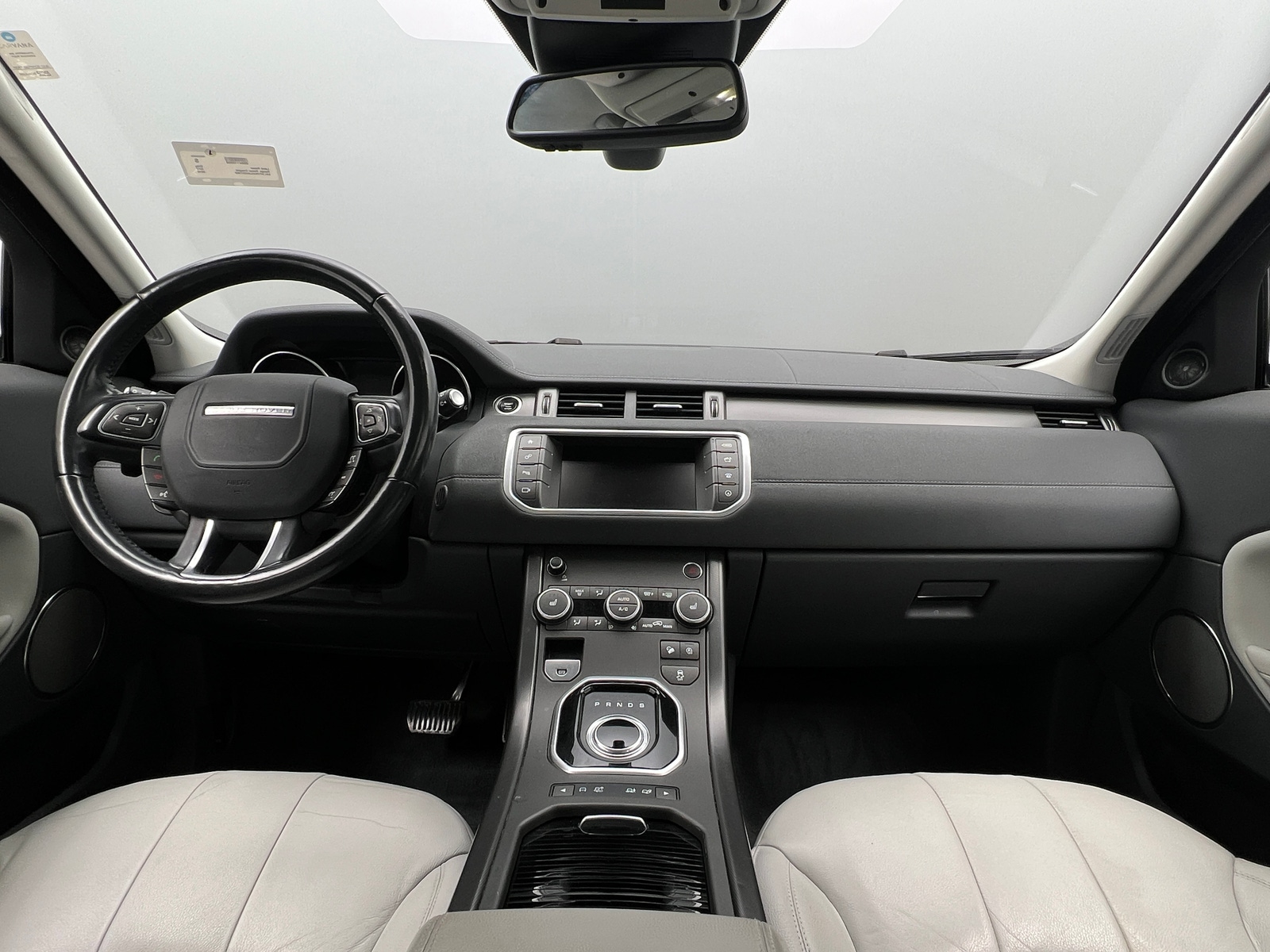 Thumbnail: 2018 Land Rover Range Rover Evoque - 2