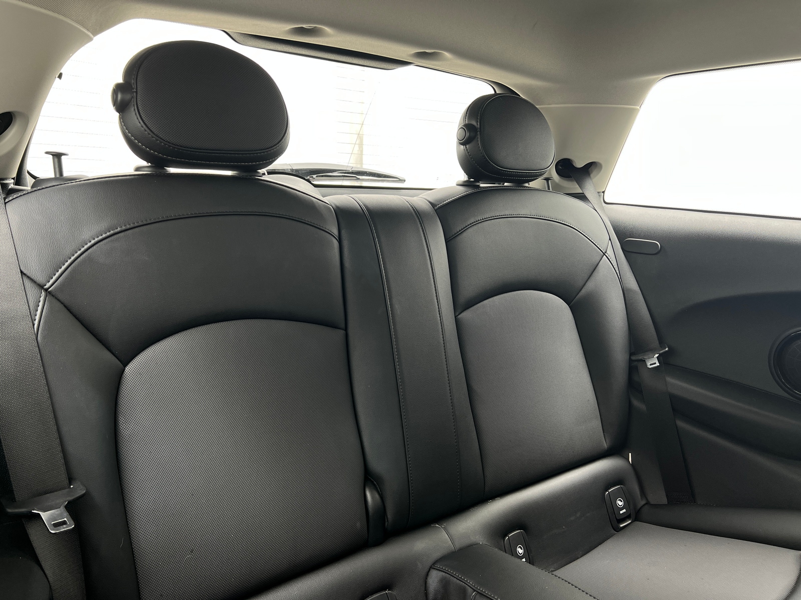 Thumbnail: 2018 MINI Cooper Hardtop - 5