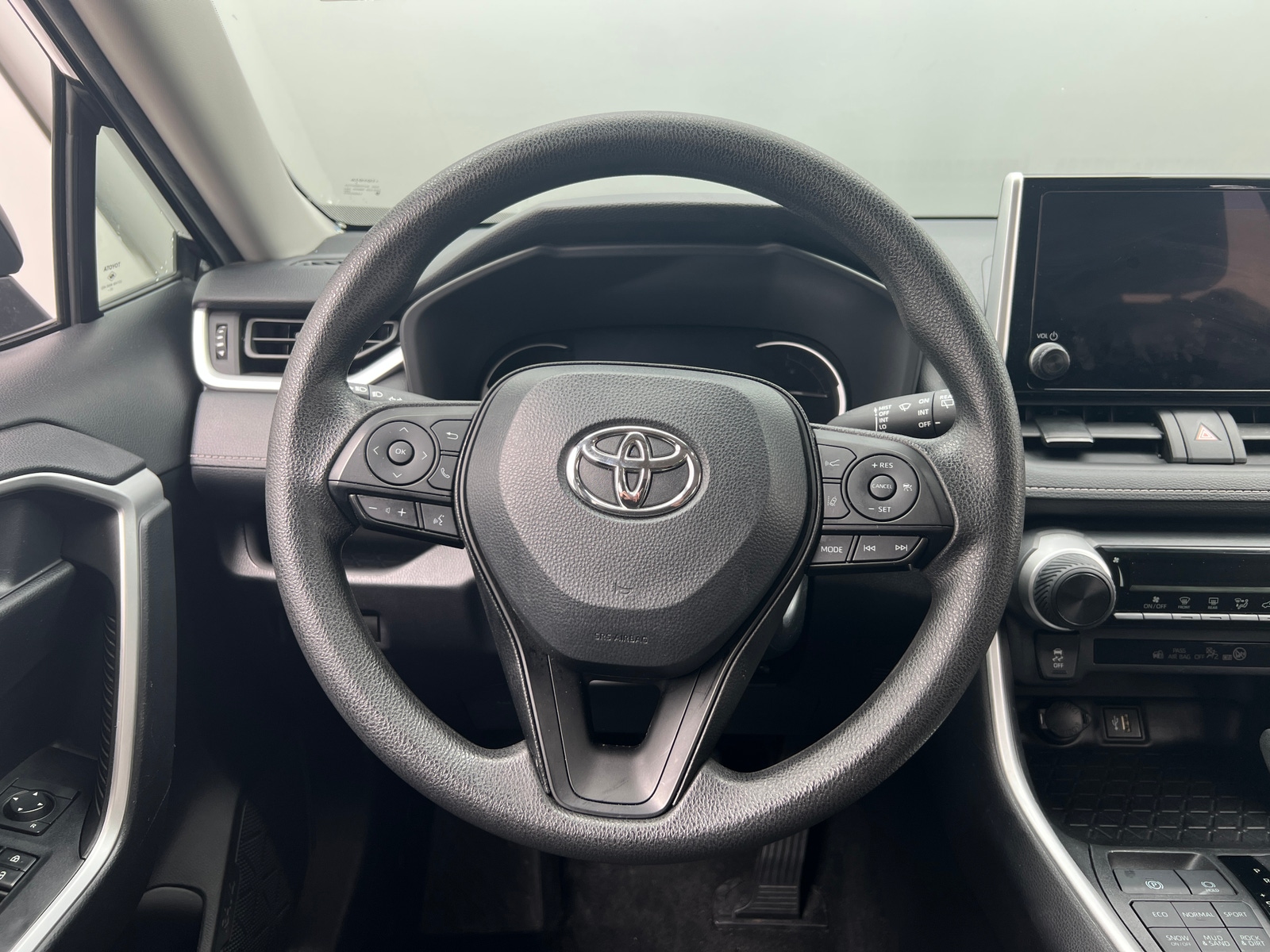 Thumbnail: 2024 Toyota RAV4 - 5