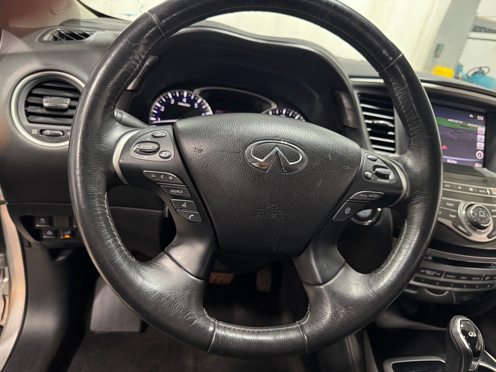 Thumbnail: 2019 INFINITI QX60 - 4