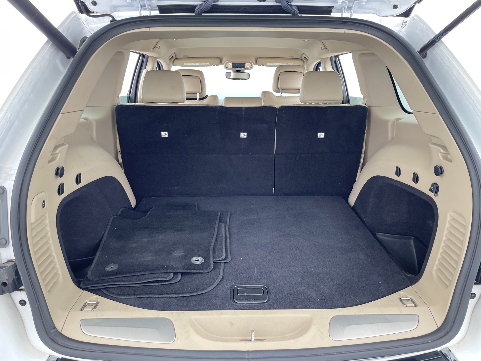 Thumbnail: 2019 Jeep Grand Cherokee - 6