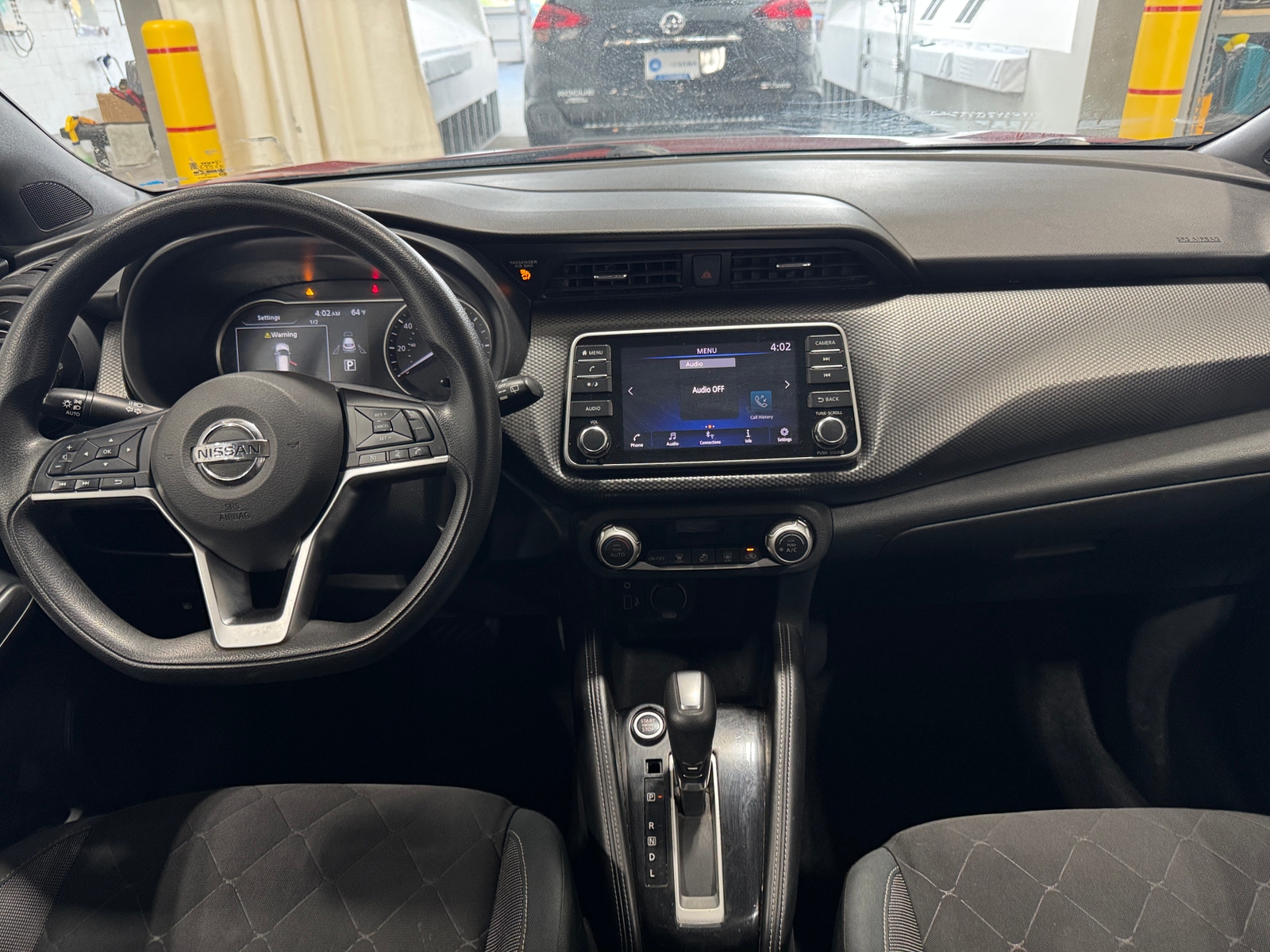 Thumbnail: 2019 Nissan Kicks - 3