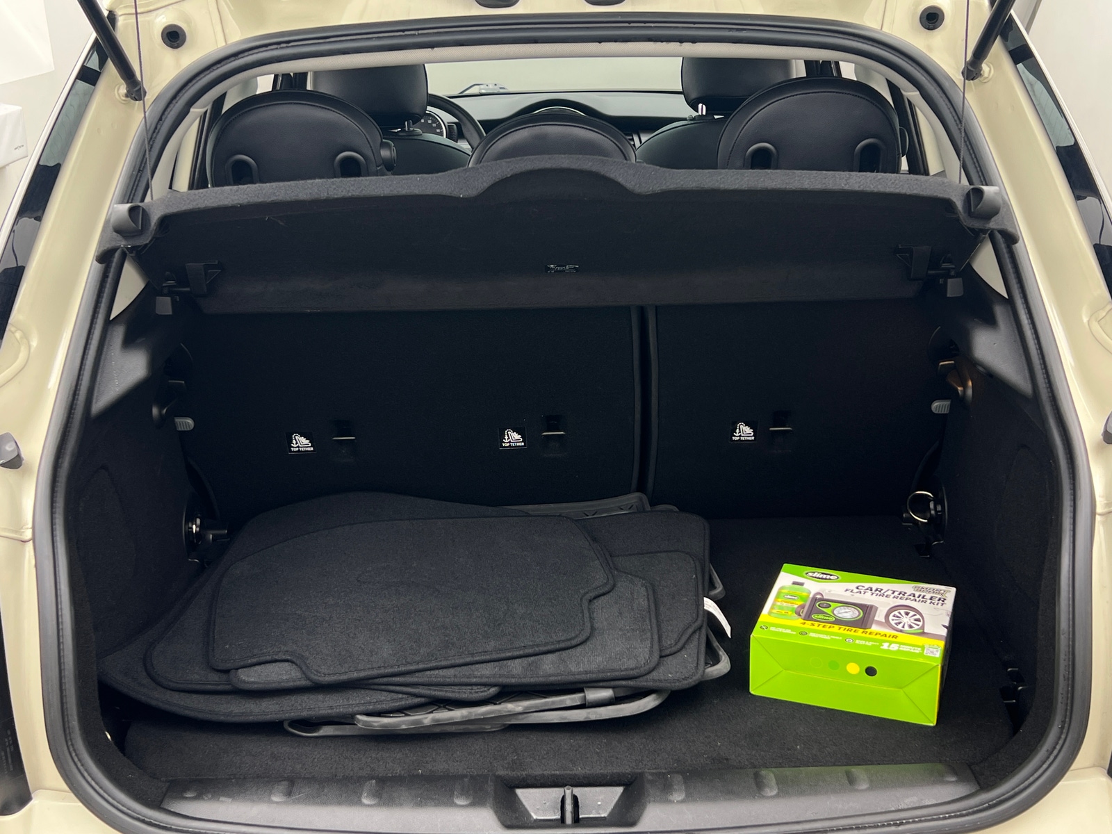 Thumbnail: 2015 MINI Cooper Hardtop - 6