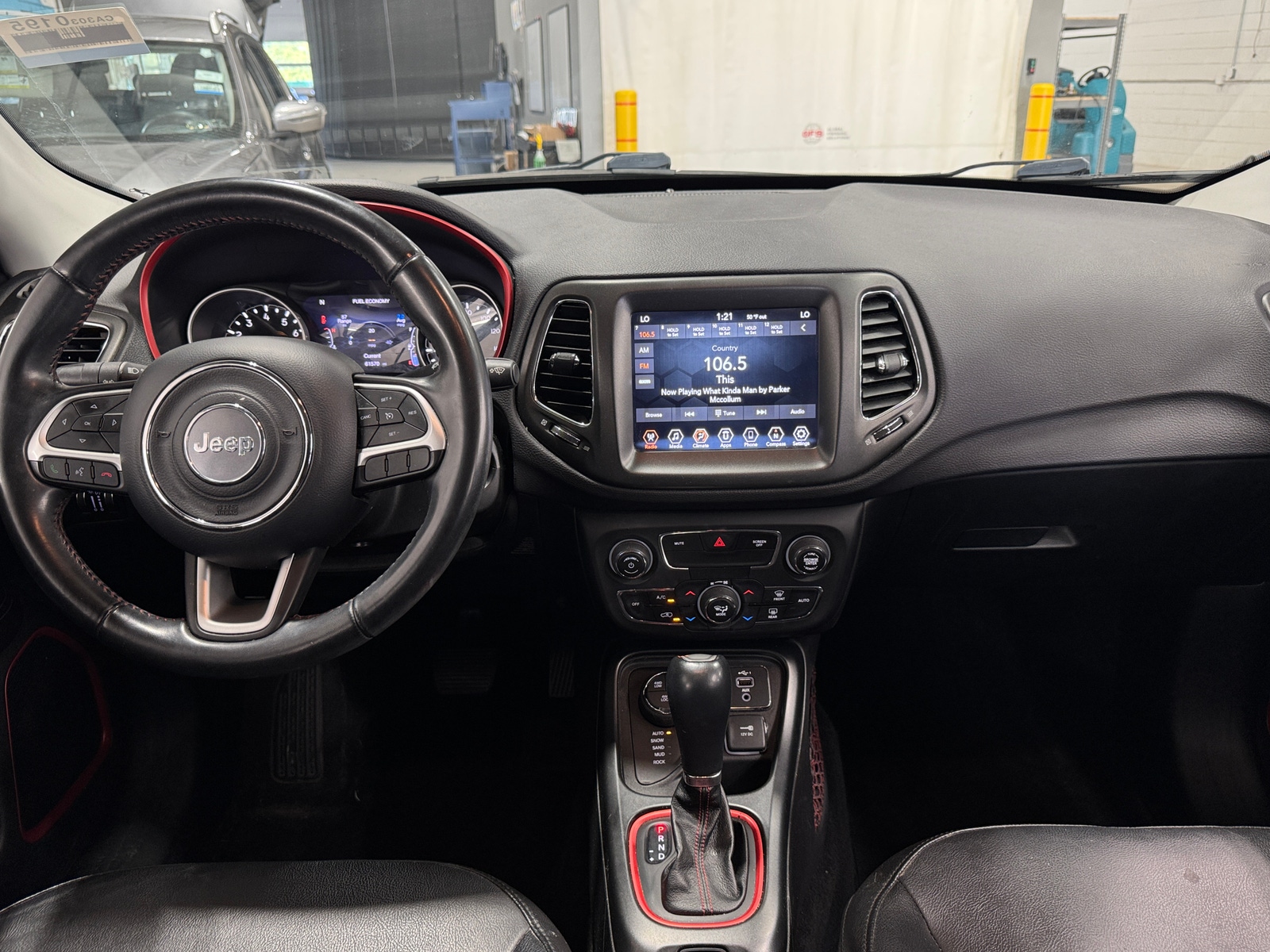 Thumbnail: 2020 Jeep Compass - 3