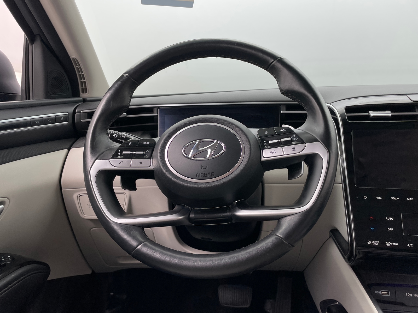 Thumbnail: 2024 Hyundai Tucson - 4
