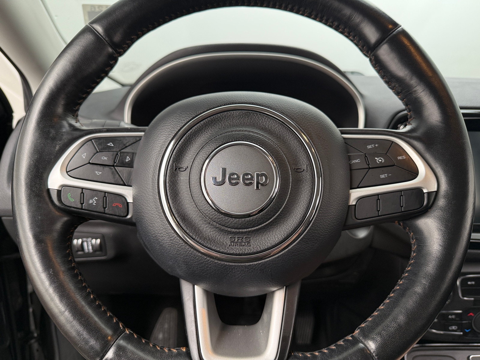Thumbnail: 2020 Jeep Compass - 4