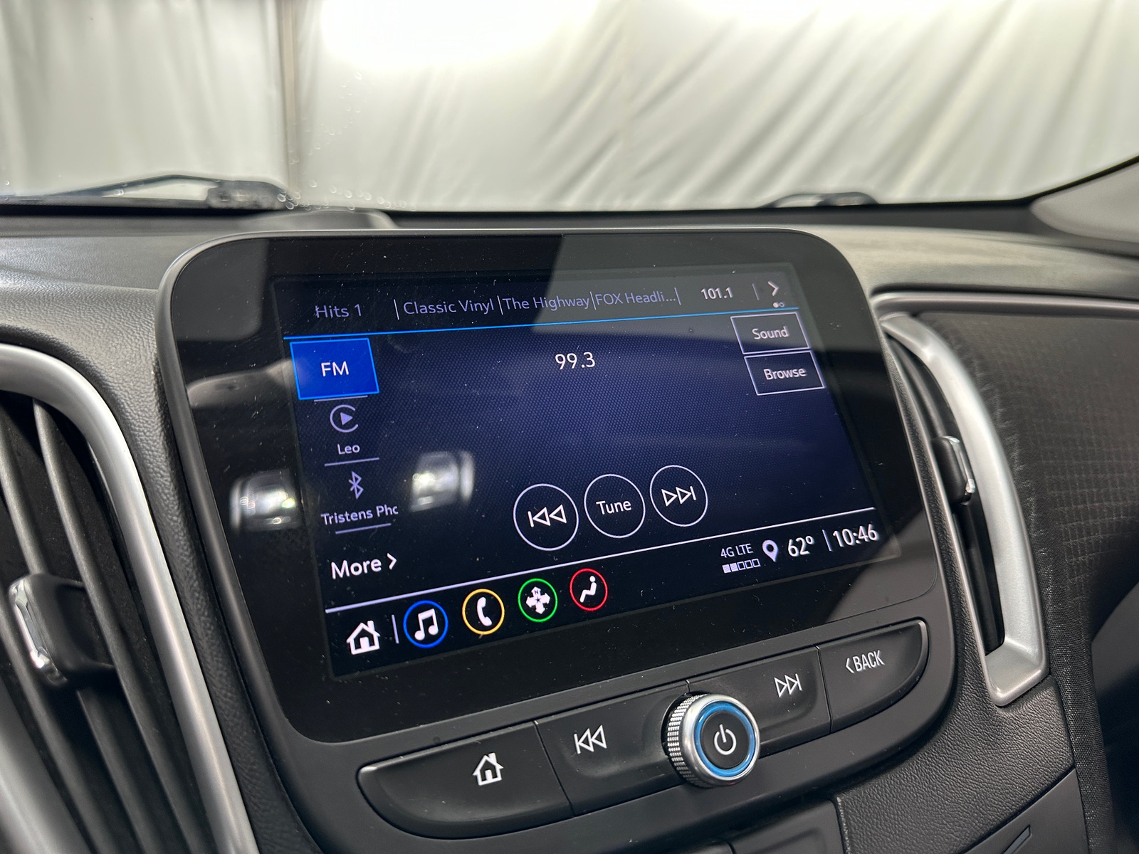 Thumbnail: 2023 Chevrolet Malibu - 4