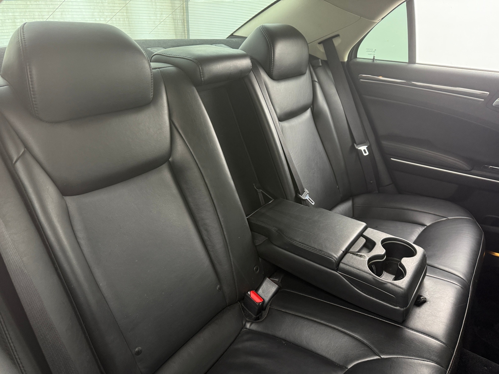 Thumbnail: 2019 Chrysler 300 - 5