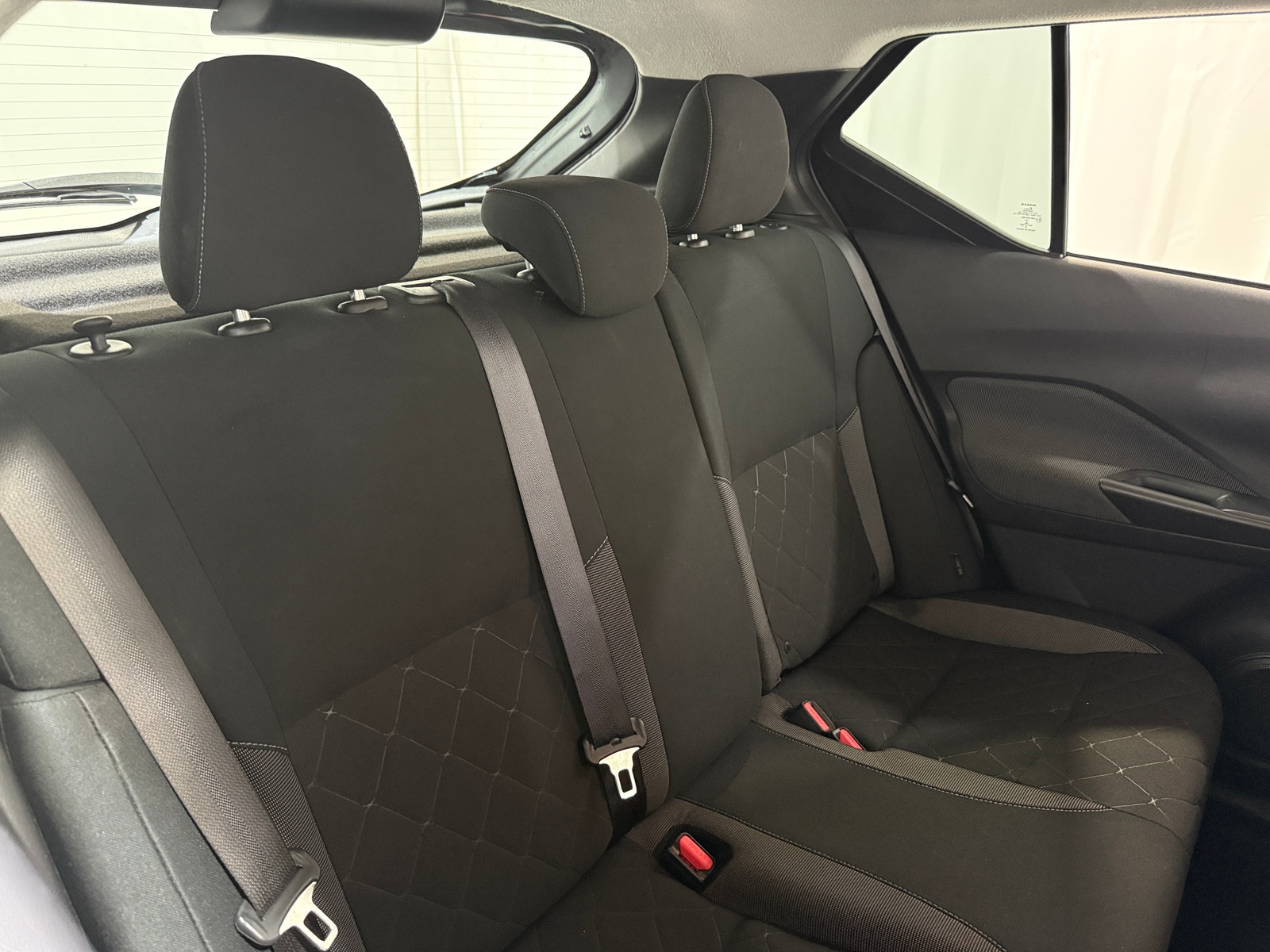 Thumbnail: 2020 Nissan Kicks - 6