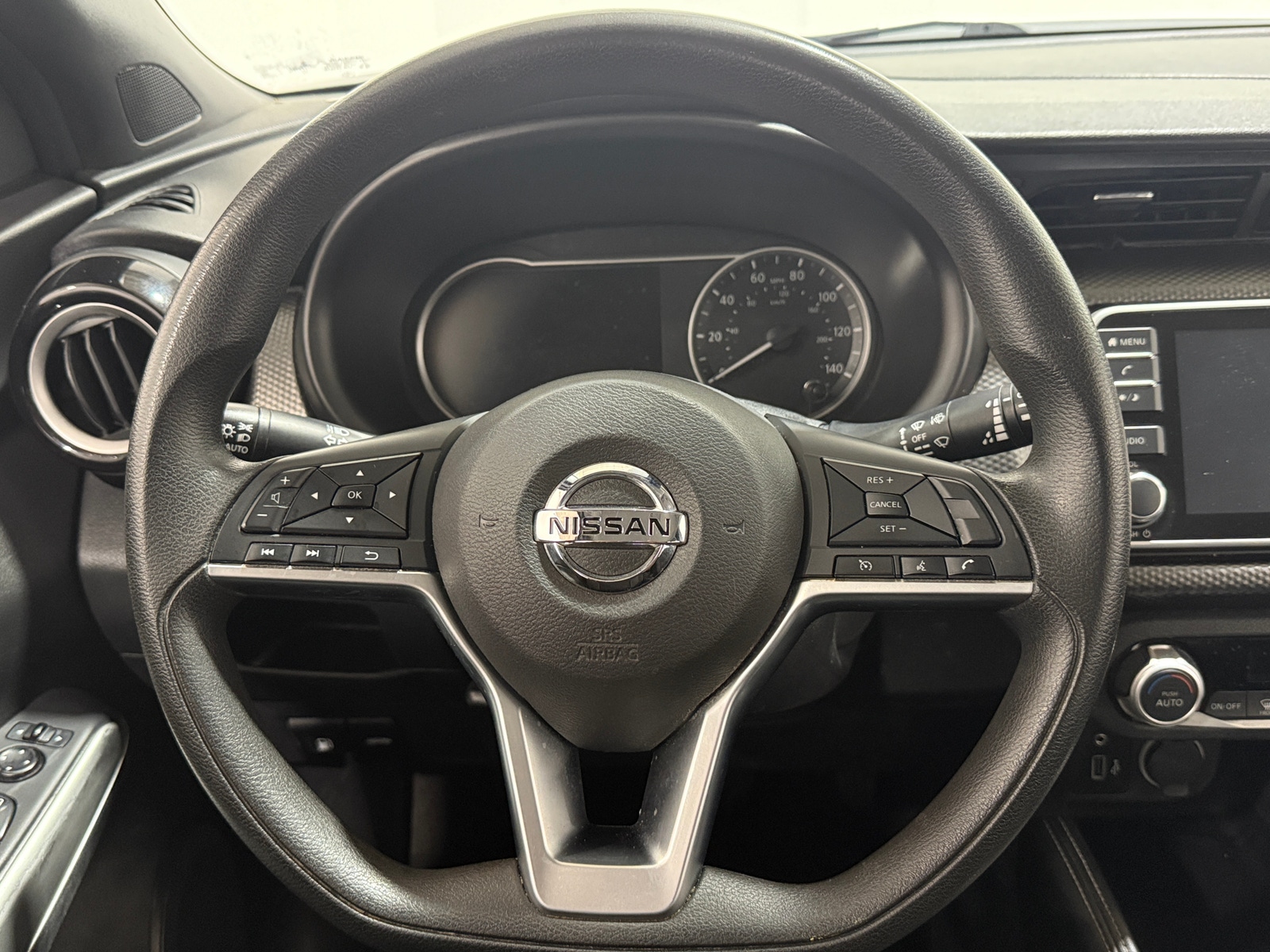Thumbnail: 2020 Nissan Kicks - 5