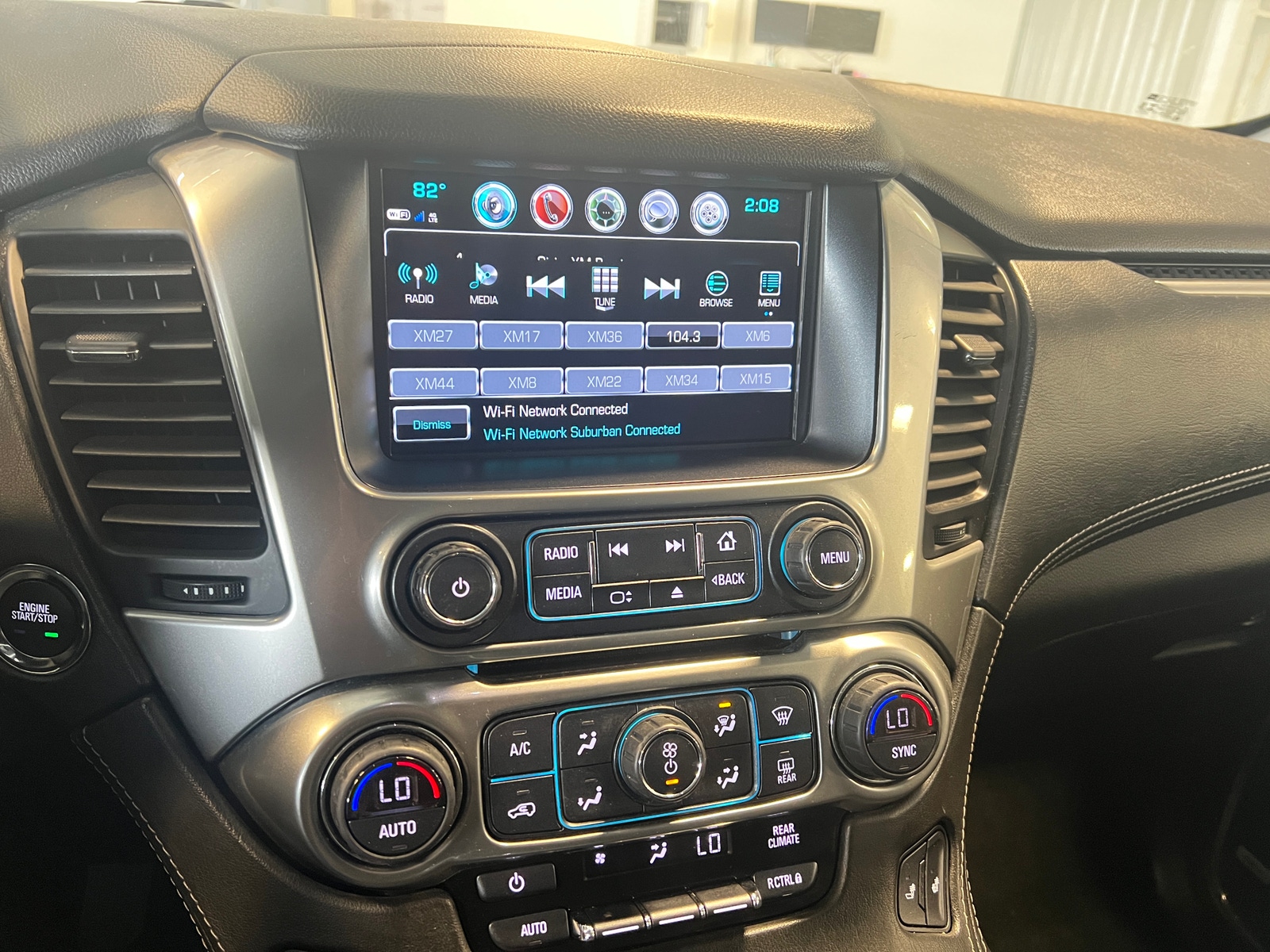 Thumbnail: 2018 Chevrolet Suburban - 3