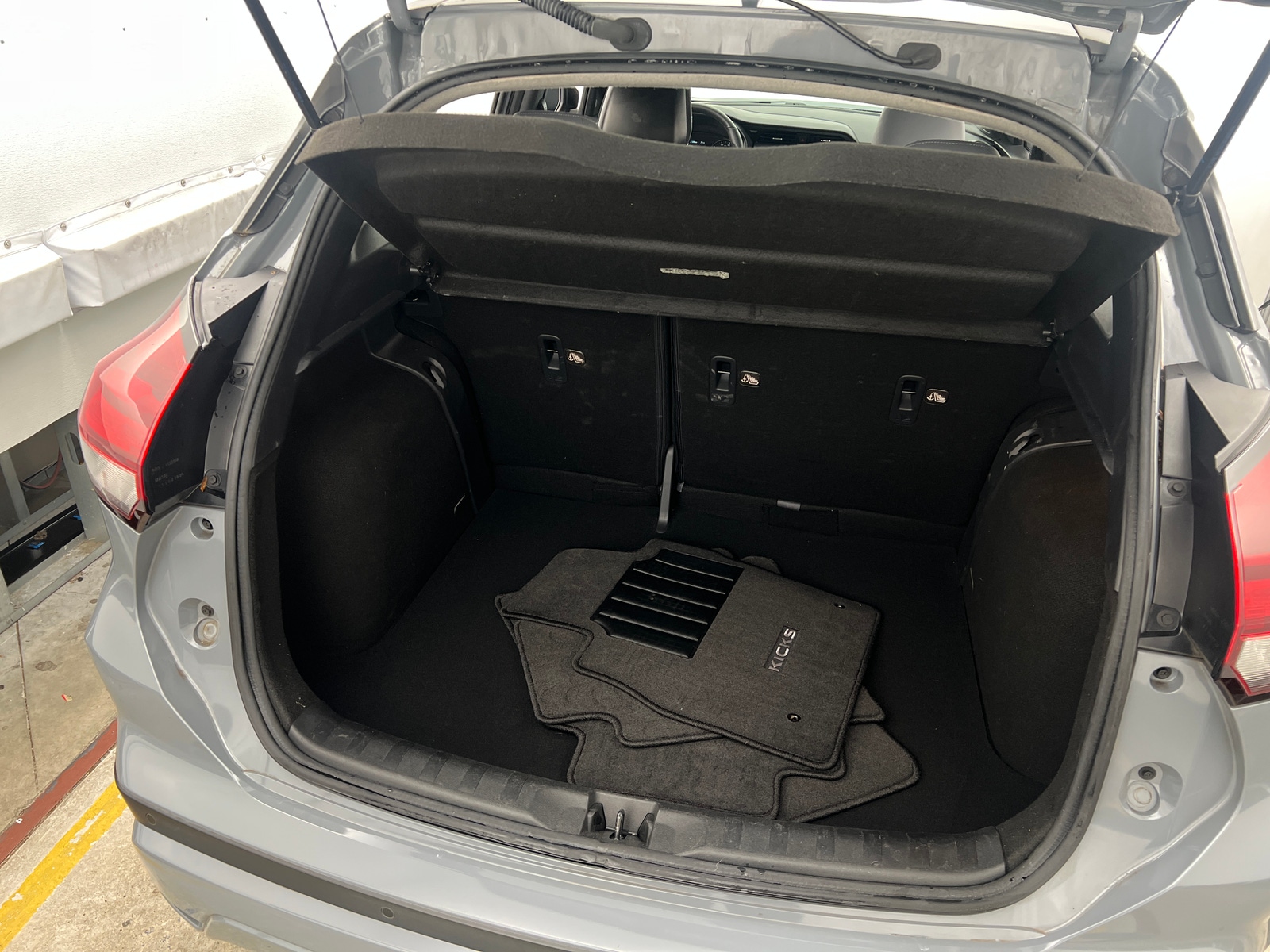 Thumbnail: 2021 Nissan Kicks - 7