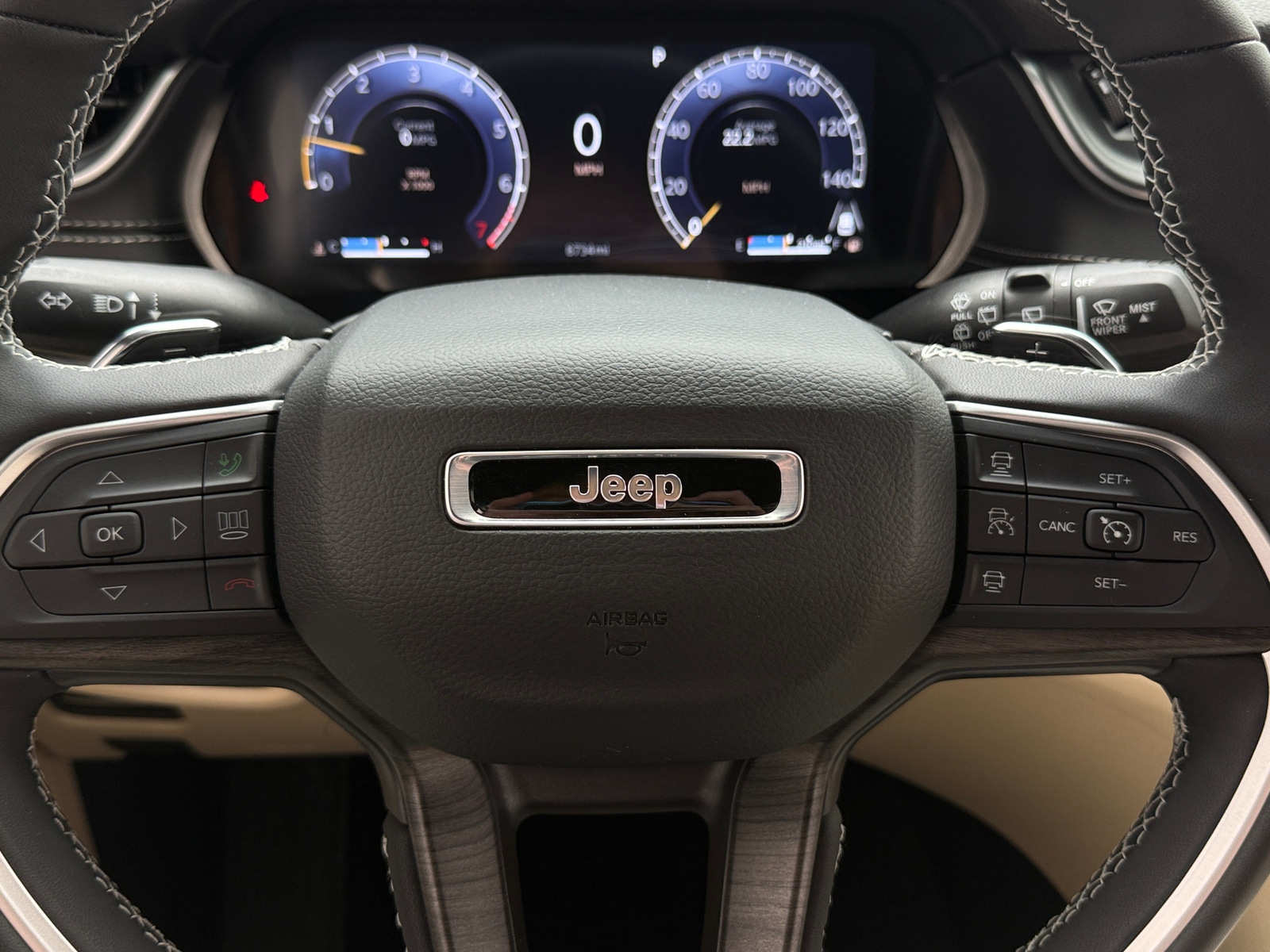 Thumbnail: 2025 Jeep Grand Cherokee - 4