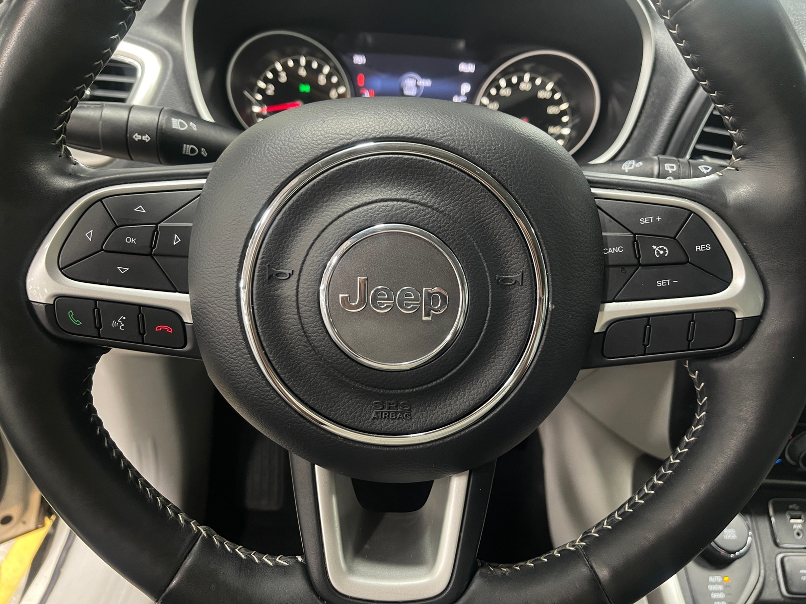 Thumbnail: 2018 Jeep Compass - 4