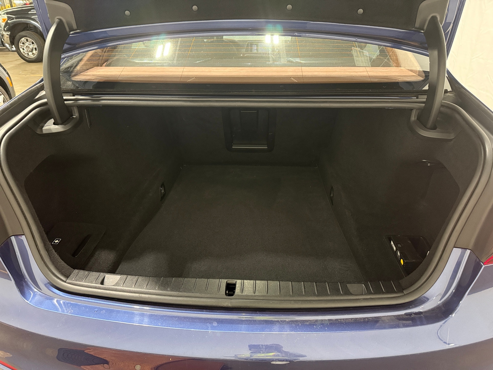Thumbnail: 2018 BMW 7 Series - 6