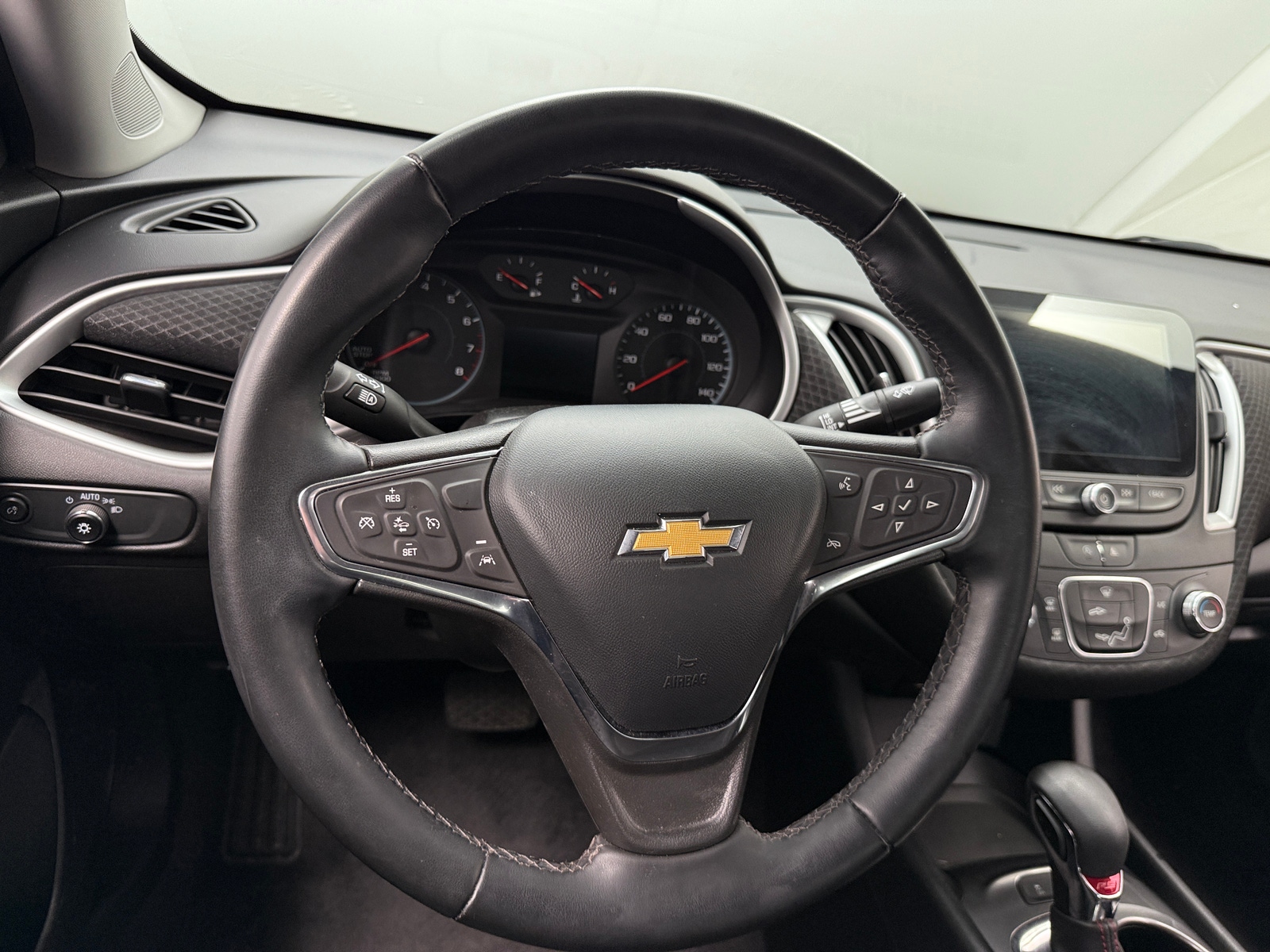 Thumbnail: 2024 Chevrolet Malibu - 5