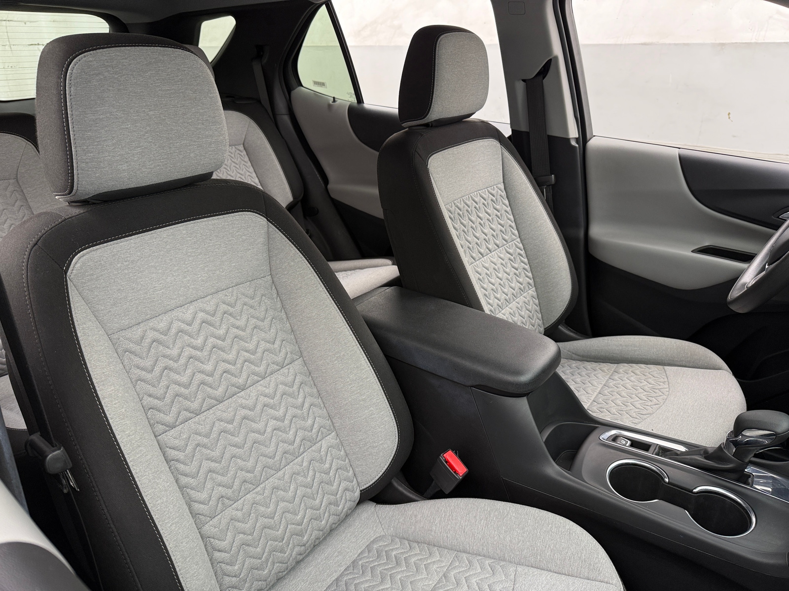 Thumbnail: 2023 Chevrolet Equinox - 2