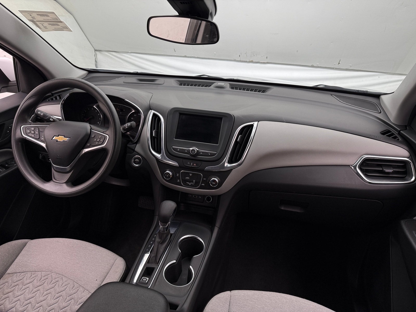 Thumbnail: 2023 Chevrolet Equinox - 3