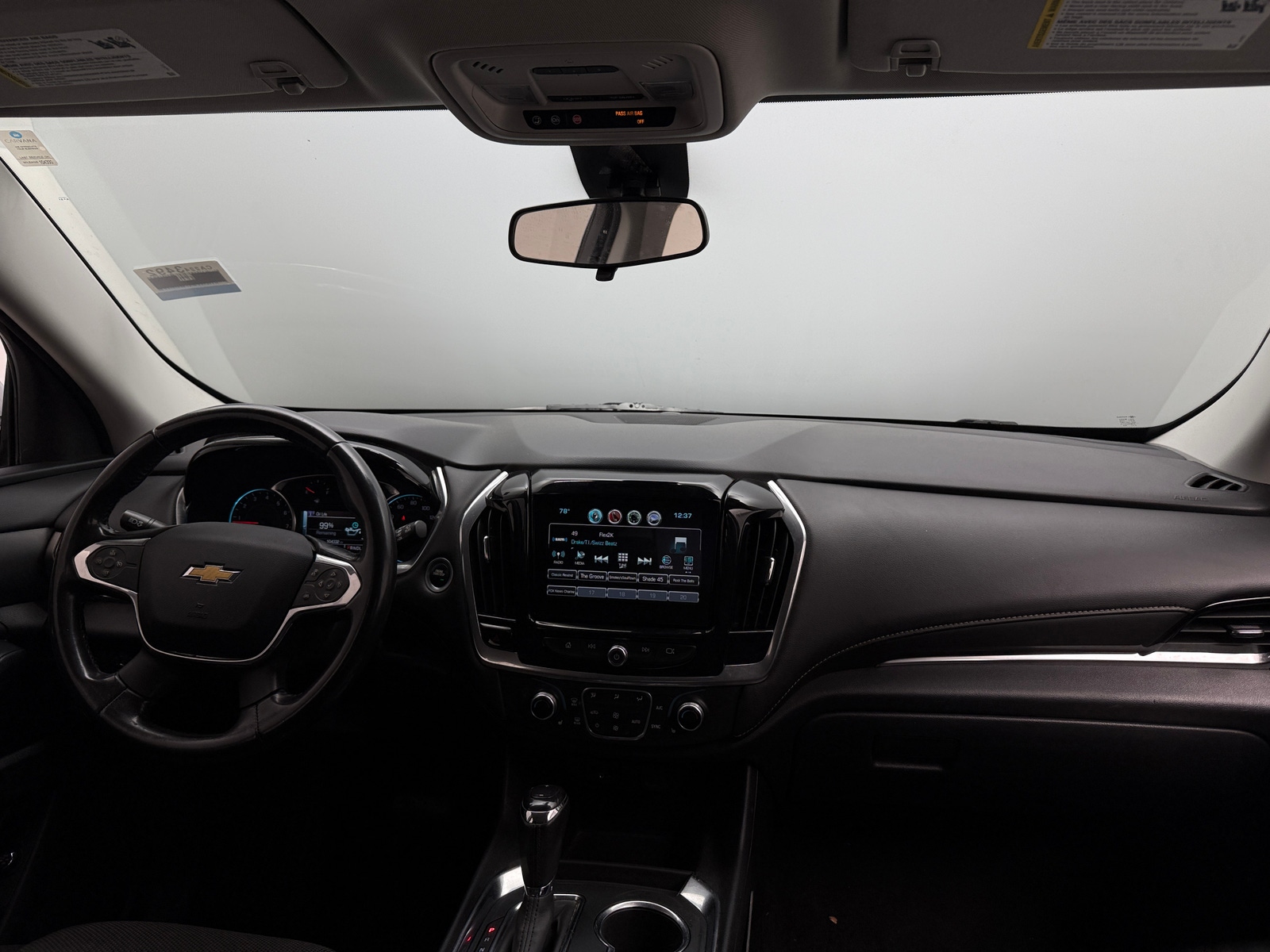 Thumbnail: 2019 Chevrolet Traverse - 3