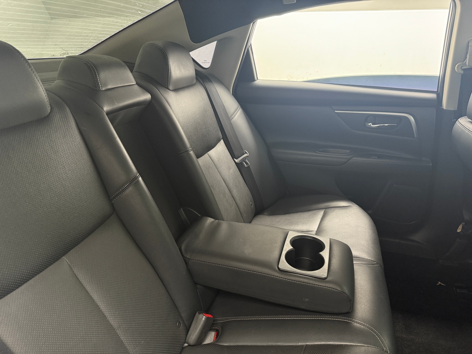Thumbnail: 2017 Nissan Altima - 5