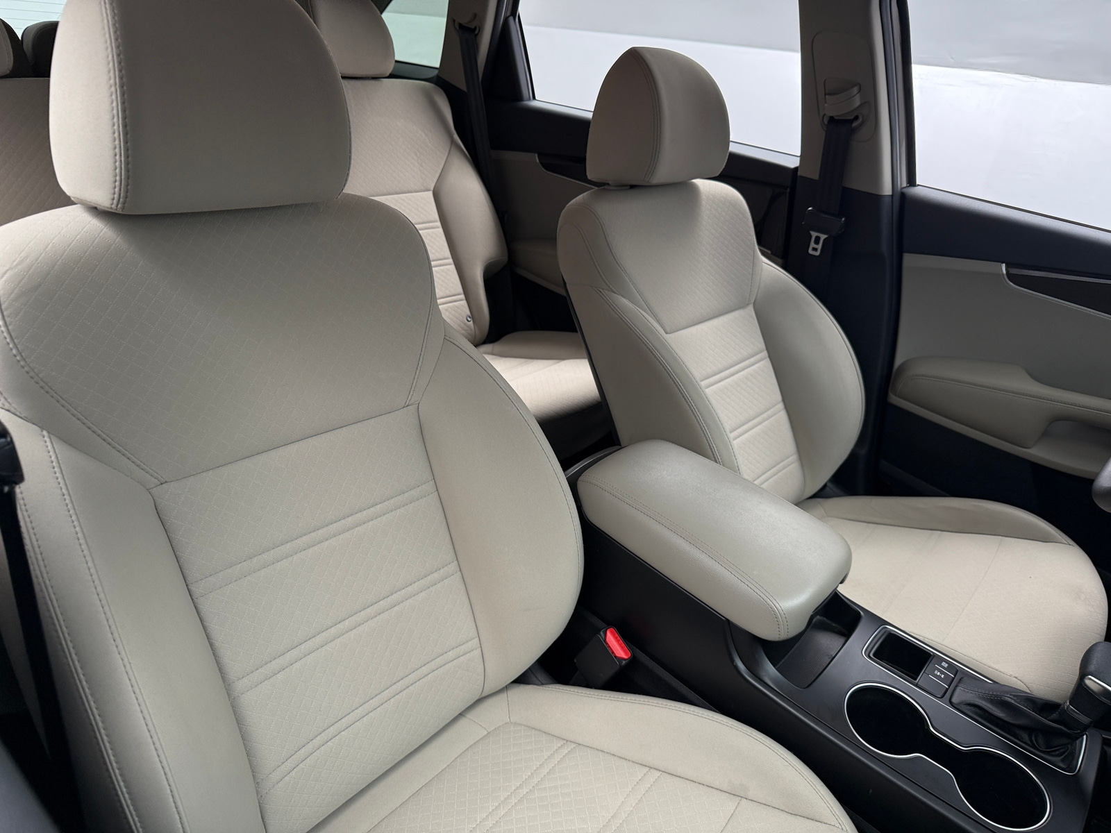 Thumbnail: 2019 Kia Sorento - 2