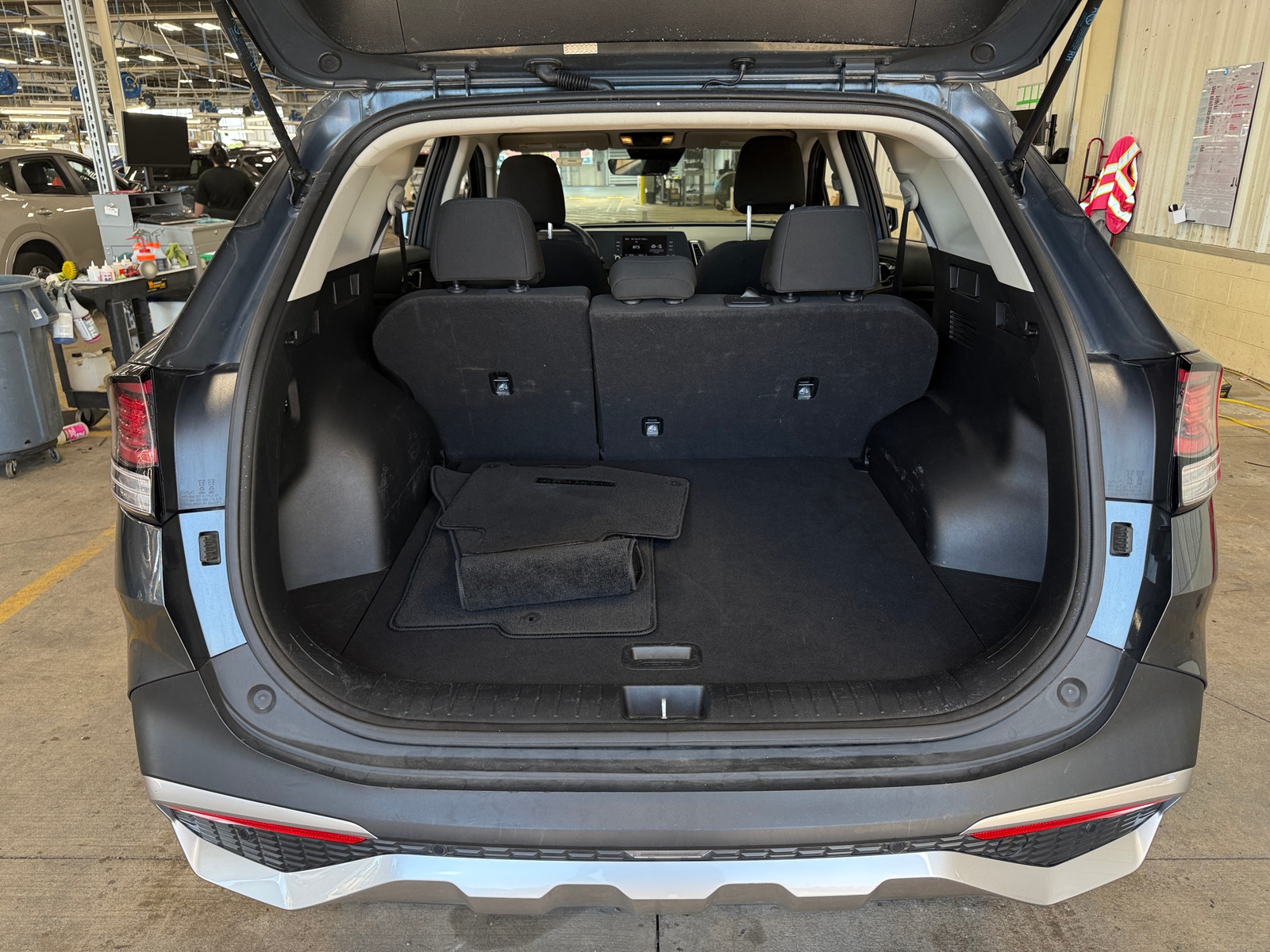Thumbnail: 2024 Kia Sportage - 7