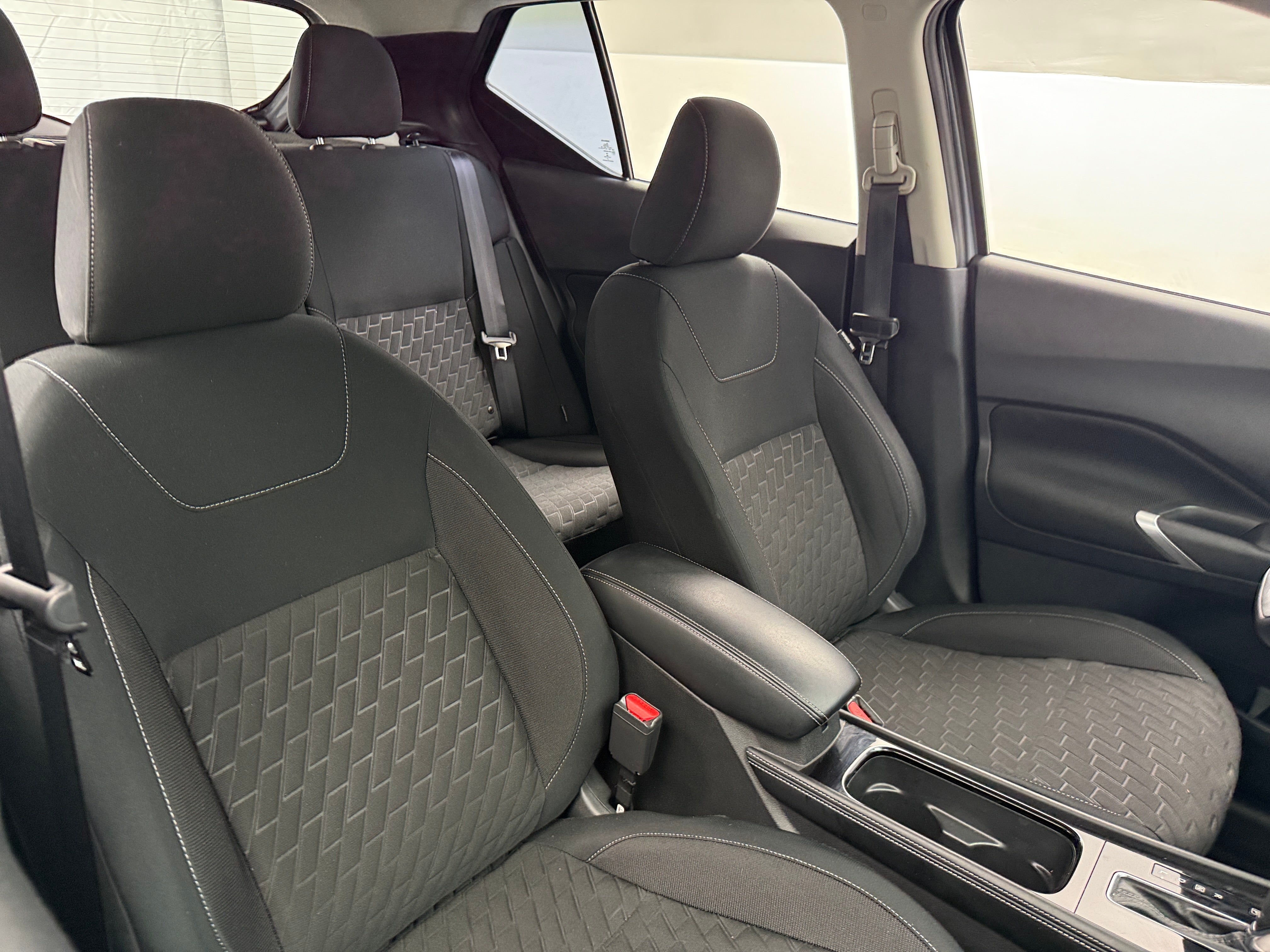 2023 Nissan Kicks