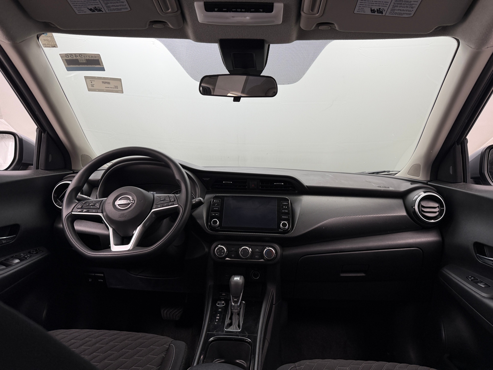 Thumbnail: 2023 Nissan Kicks - 3