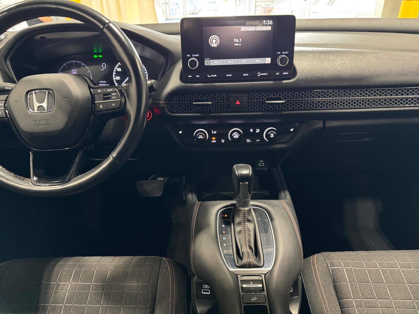 Thumbnail: 2023 Honda HR-V - 3