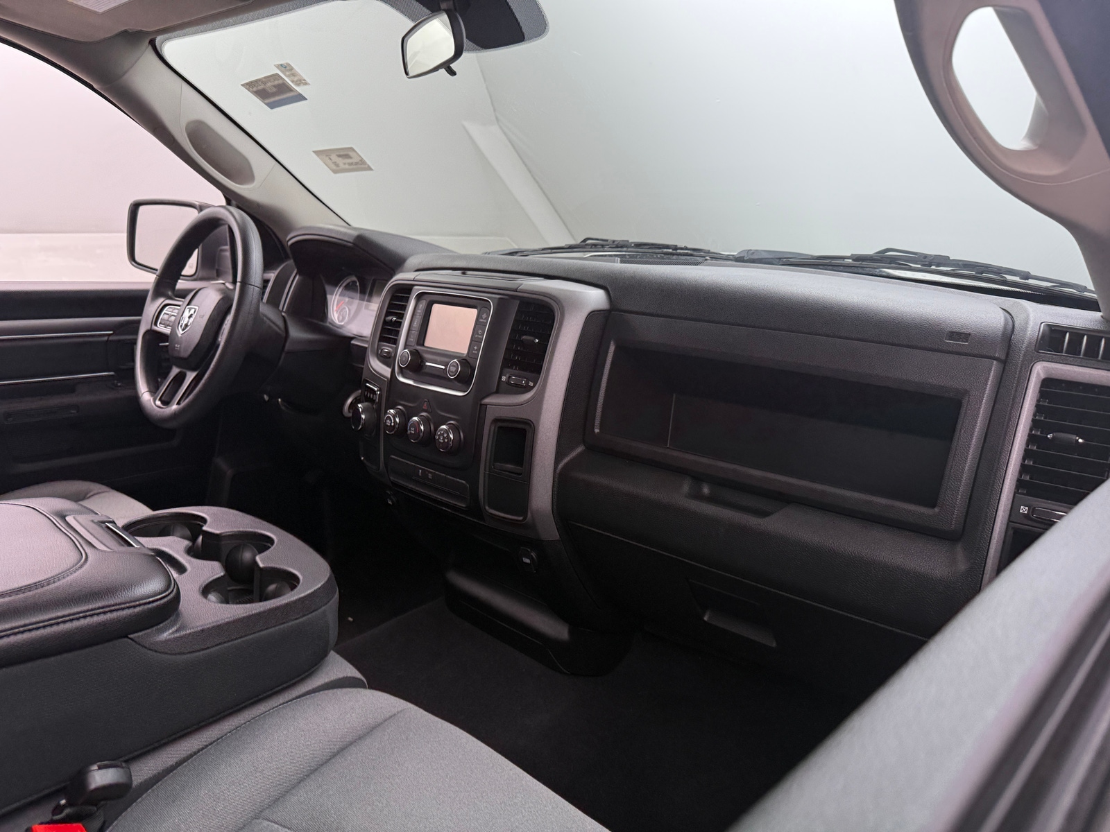 Thumbnail: 2022 RAM 1500 Classic - 3