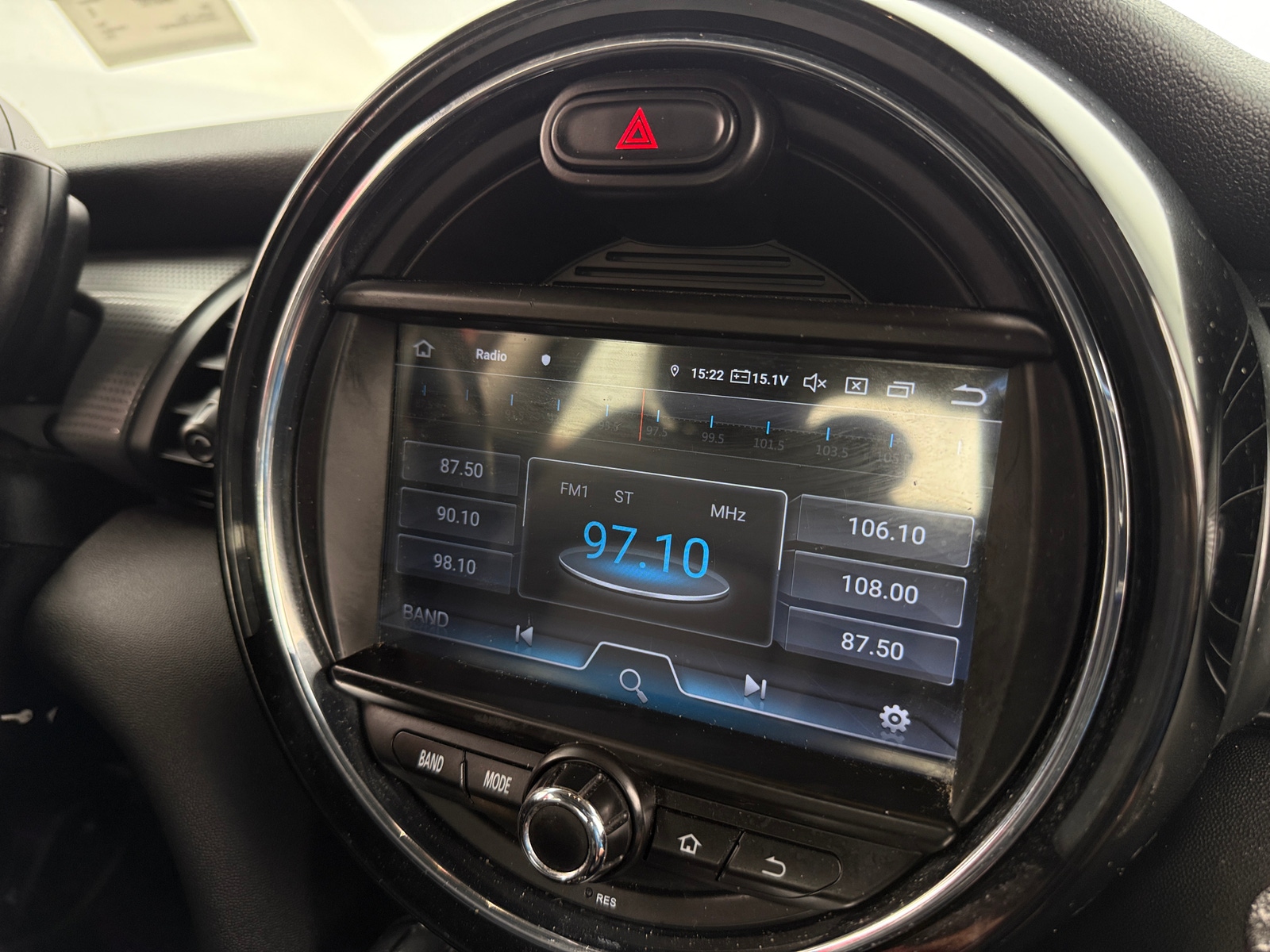 Thumbnail: 2016 MINI Cooper Hardtop - 2