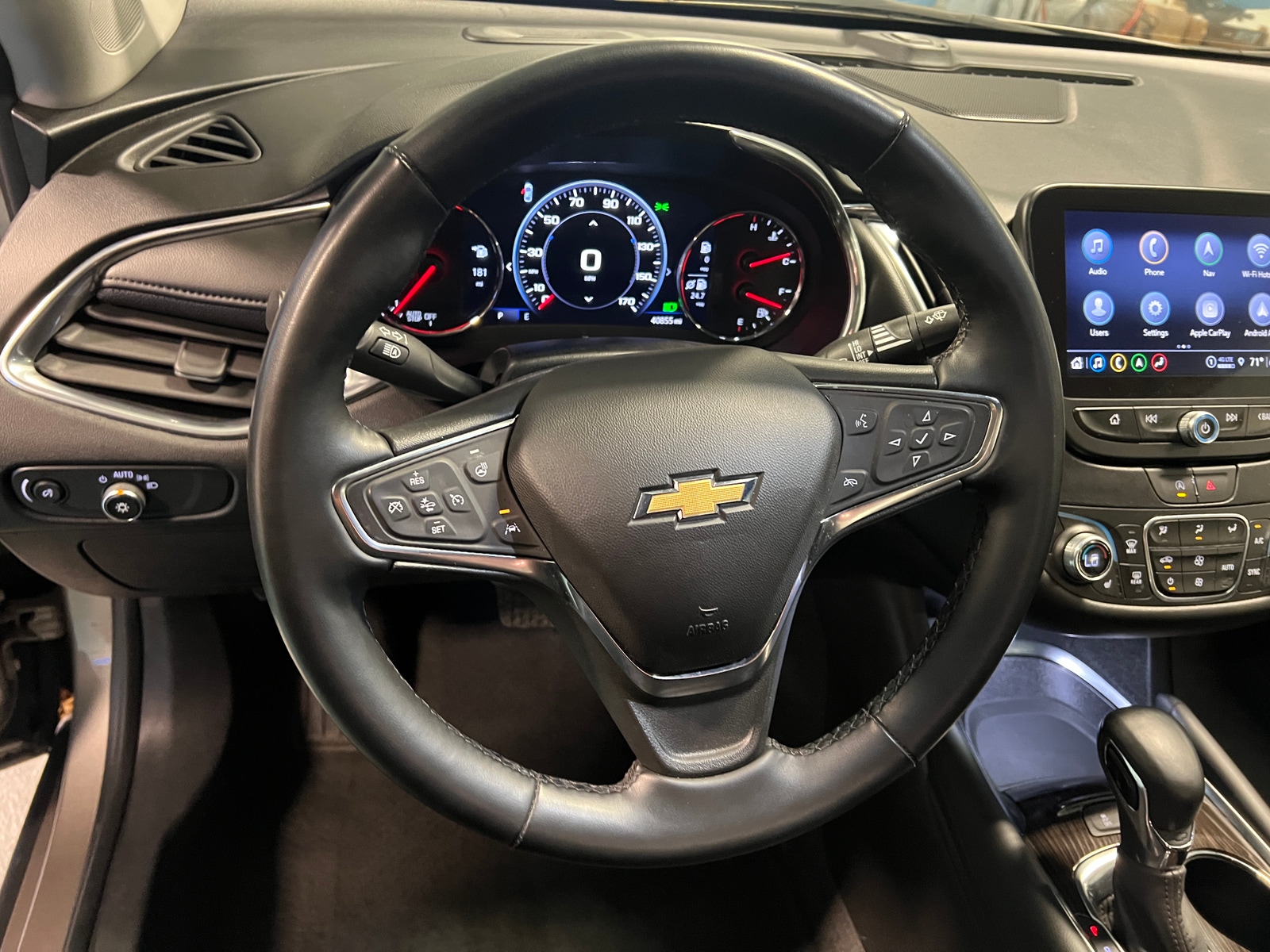 Thumbnail: 2024 Chevrolet Malibu - 4