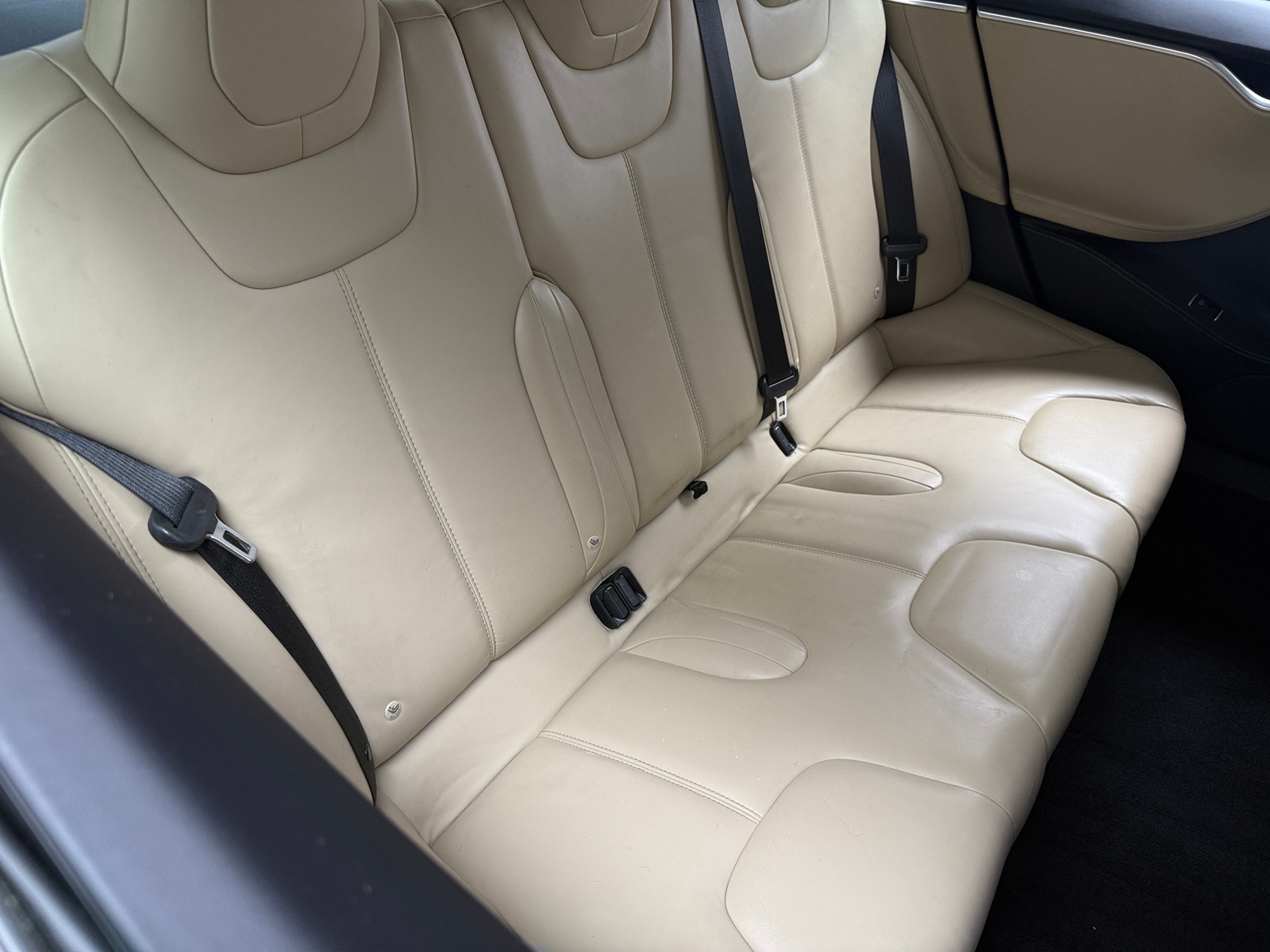 Thumbnail: 2016 Tesla Model S - 5