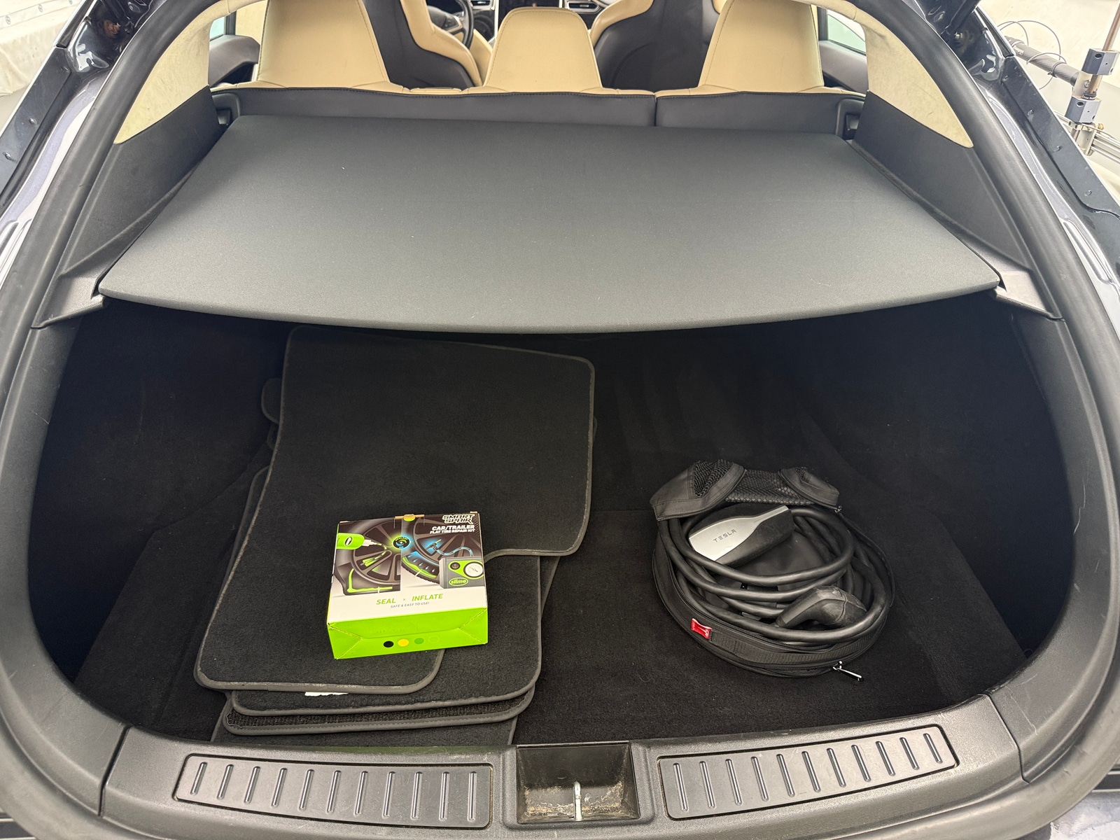 Thumbnail: 2016 Tesla Model S - 6