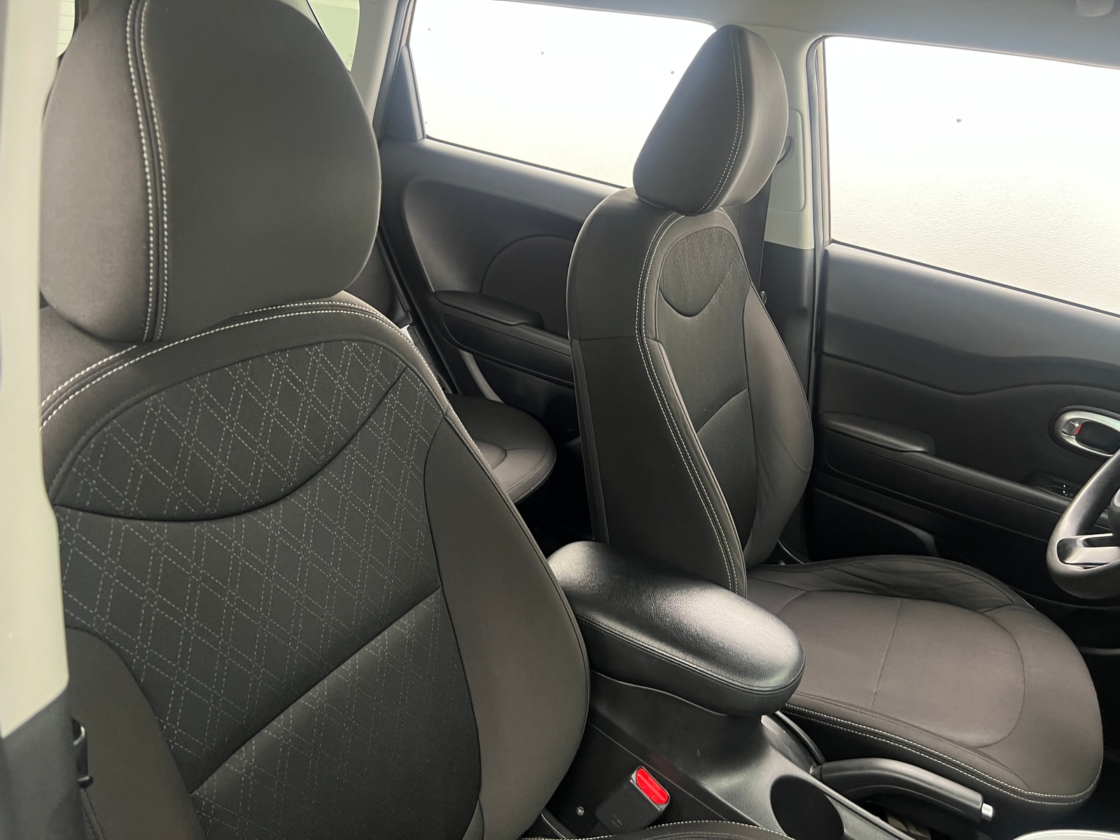 Thumbnail: 2016 Kia Soul - 2