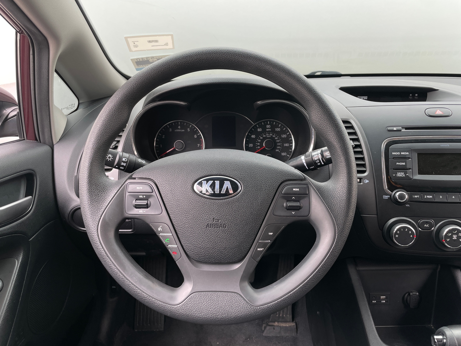 Thumbnail: 2017 Kia Forte - 5