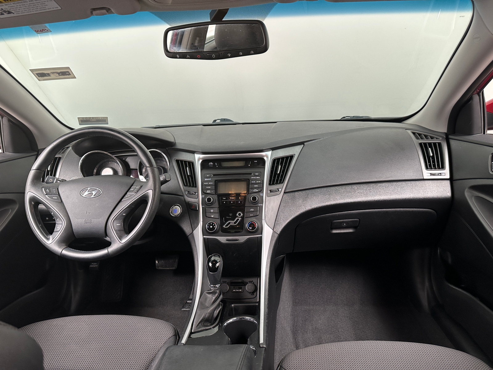 Thumbnail: 2013 Hyundai Sonata - 3