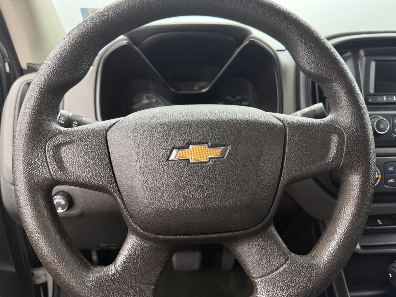 Thumbnail: 2017 Chevrolet Colorado - 5