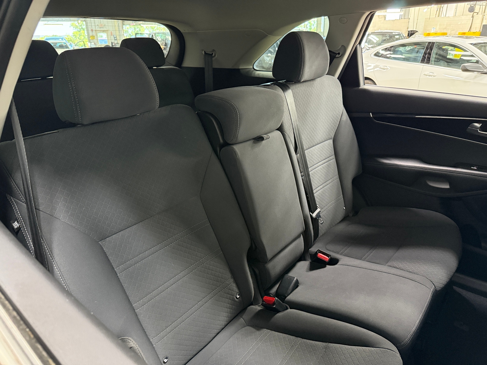 Thumbnail: 2019 Kia Sorento - 6