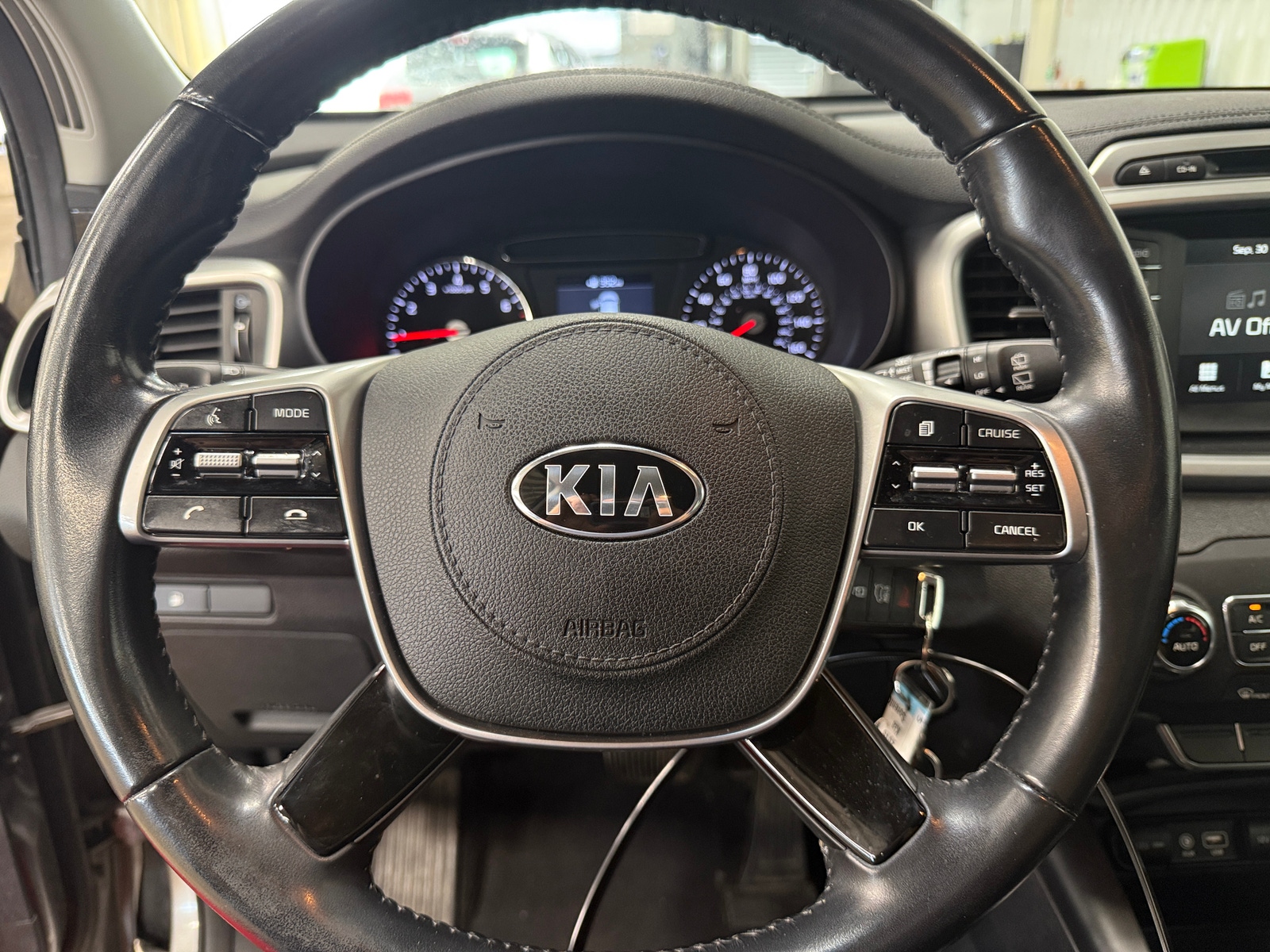 Thumbnail: 2019 Kia Sorento - 5