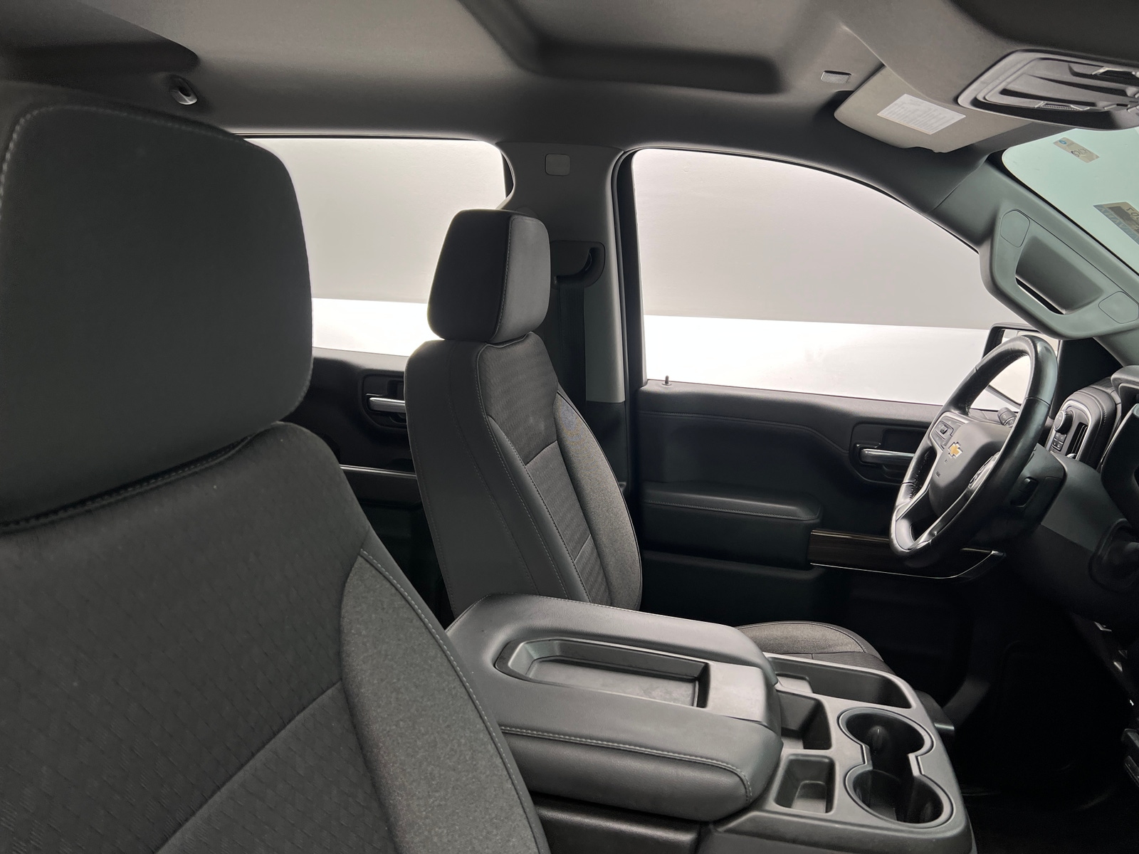Thumbnail: 2020 Chevrolet Silverado 1500 - 2
